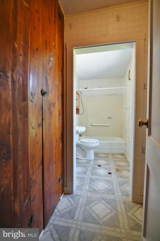 3150 IDA RD, LURAY, Virginia 22835, 3 Bedrooms Bedrooms, ,1 BathroomBathrooms,Residential,3150 IDA RD,VAPA2005050 MLS # VAPA2005050