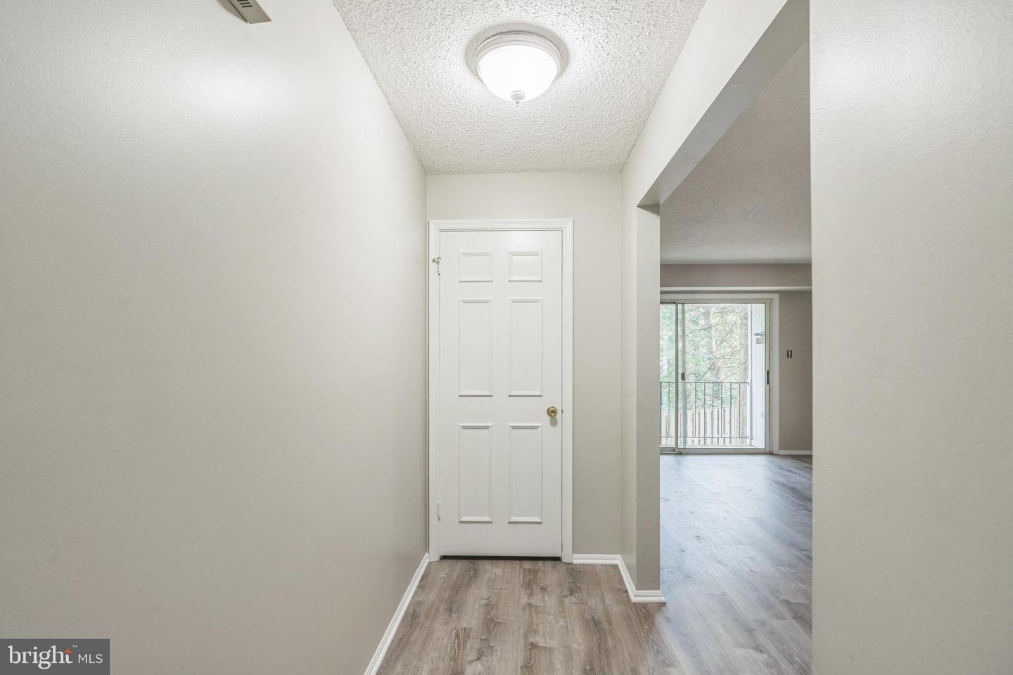 7743 INVERSHAM DR #197, FALLS CHURCH, Virginia 22042, 3 Bedrooms Bedrooms, ,2 BathroomsBathrooms,Residential,For sale,7743 INVERSHAM DR #197,VAFX2236098 MLS # VAFX2236098