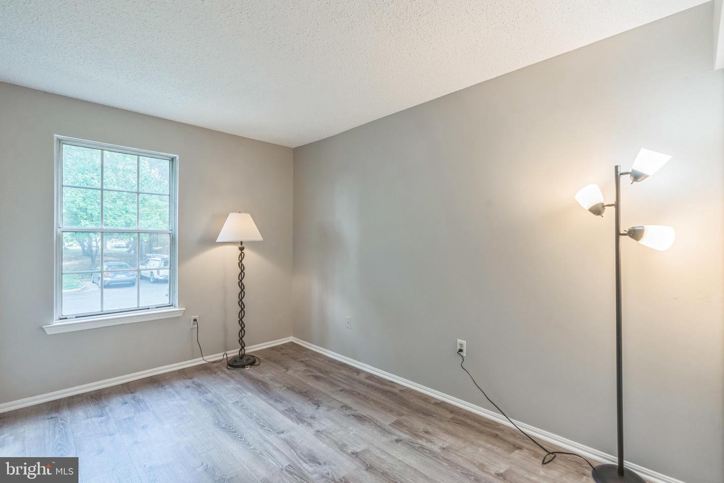 7743 INVERSHAM DR #197, FALLS CHURCH, Virginia 22042, 3 Bedrooms Bedrooms, ,2 BathroomsBathrooms,Residential,For sale,7743 INVERSHAM DR #197,VAFX2236098 MLS # VAFX2236098
