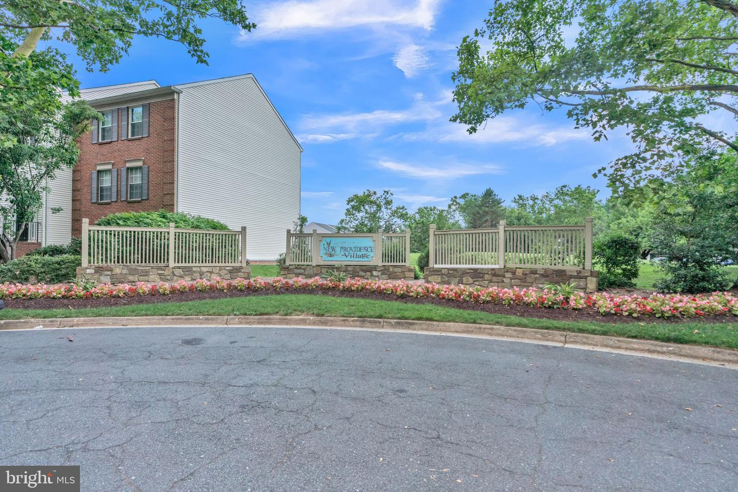 7743 INVERSHAM DR #197, FALLS CHURCH, Virginia 22042, 3 Bedrooms Bedrooms, ,2 BathroomsBathrooms,Residential,For sale,7743 INVERSHAM DR #197,VAFX2236098 MLS # VAFX2236098