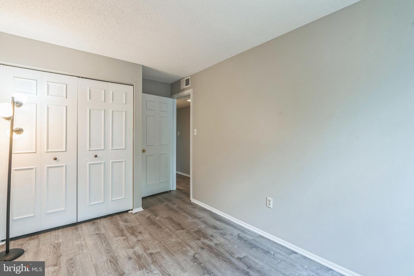 7743 INVERSHAM DR #197, FALLS CHURCH, Virginia 22042, 3 Bedrooms Bedrooms, ,2 BathroomsBathrooms,Residential,For sale,7743 INVERSHAM DR #197,VAFX2236098 MLS # VAFX2236098