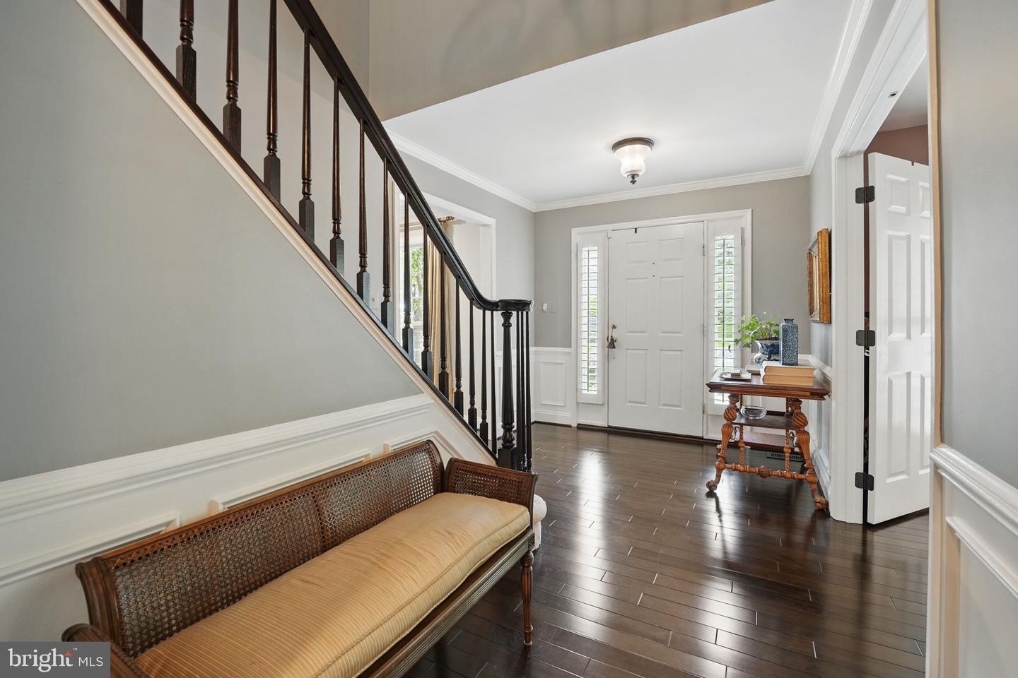 13757 LAUREL ROCK DR, CLIFTON, Virginia 20124, 5 Bedrooms Bedrooms, ,3 BathroomsBathrooms,Residential,For sale,13757 LAUREL ROCK DR,VAFX2238748 MLS # VAFX2238748