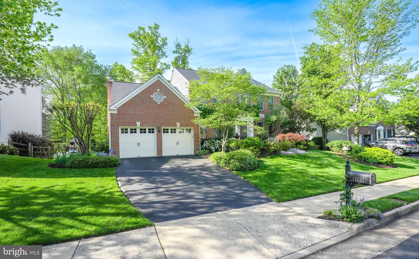 13757 LAUREL ROCK DR, CLIFTON, Virginia 20124, 5 Bedrooms Bedrooms, ,3 BathroomsBathrooms,Residential,For sale,13757 LAUREL ROCK DR,VAFX2238748 MLS # VAFX2238748