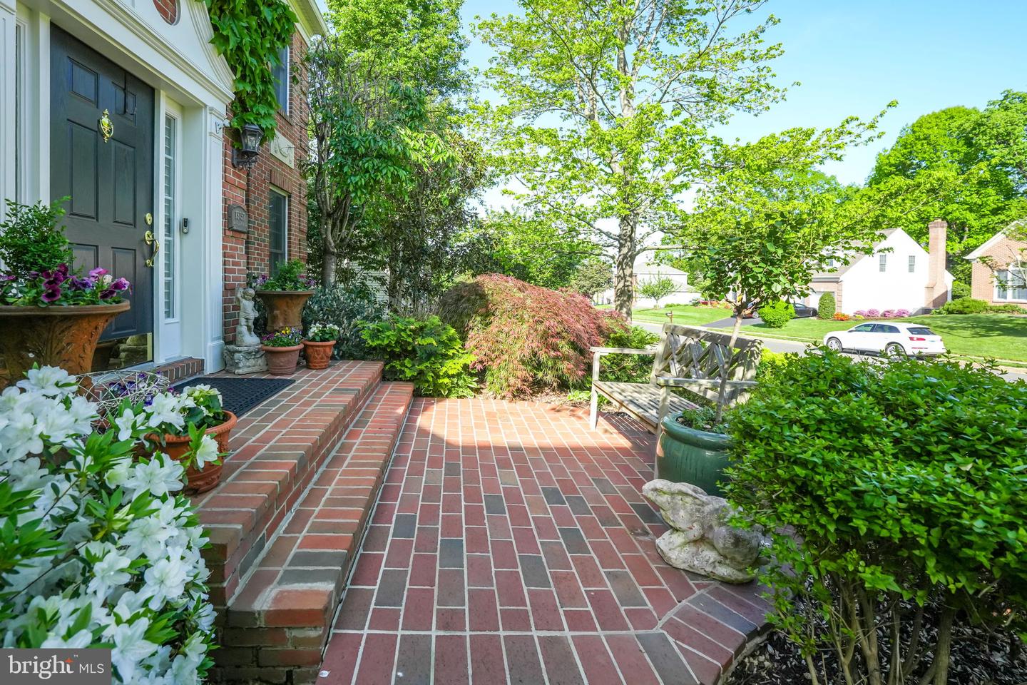 13757 LAUREL ROCK DR, CLIFTON, Virginia 20124, 5 Bedrooms Bedrooms, ,3 BathroomsBathrooms,Residential,For sale,13757 LAUREL ROCK DR,VAFX2238748 MLS # VAFX2238748