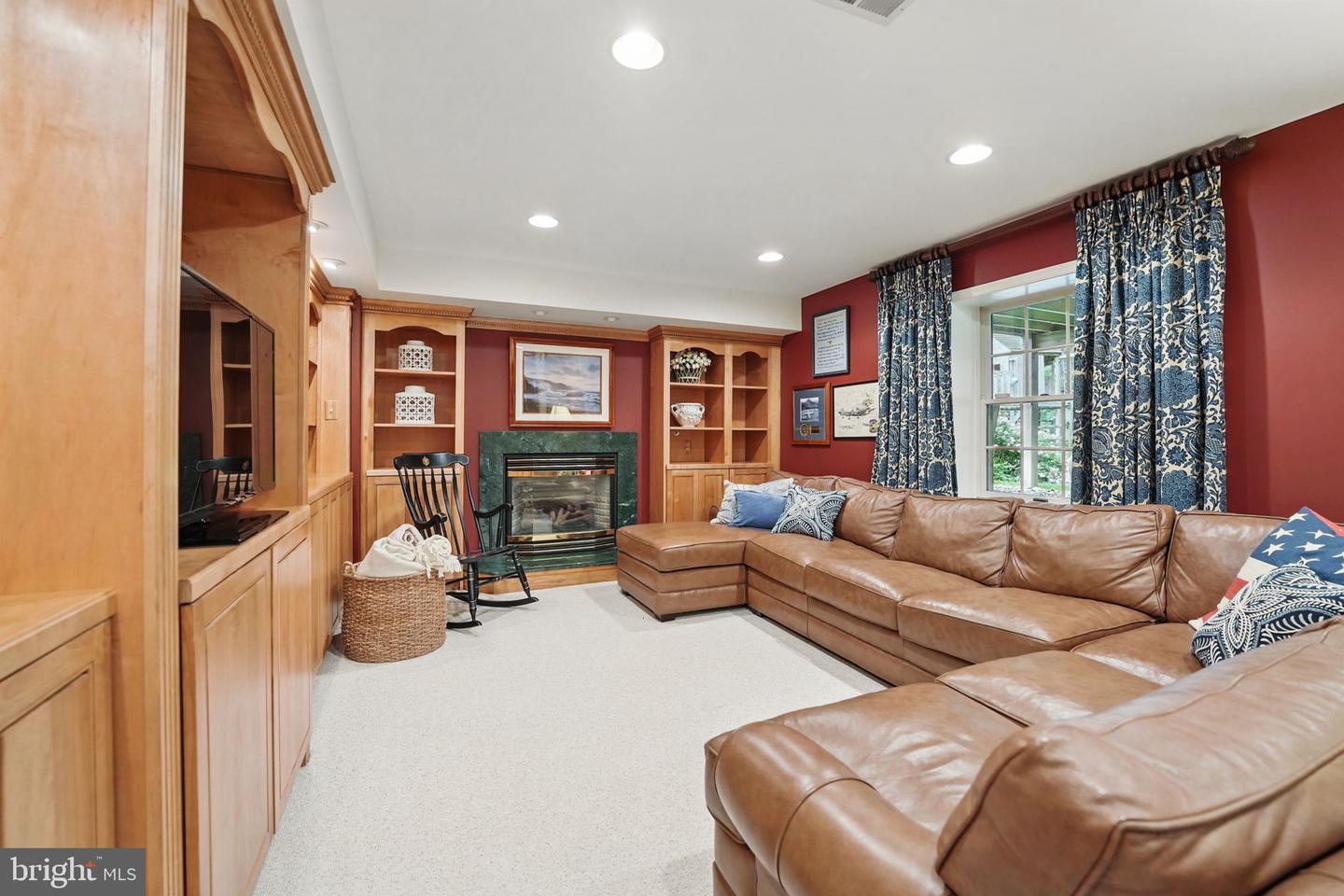 13757 LAUREL ROCK DR, CLIFTON, Virginia 20124, 5 Bedrooms Bedrooms, ,3 BathroomsBathrooms,Residential,For sale,13757 LAUREL ROCK DR,VAFX2238748 MLS # VAFX2238748
