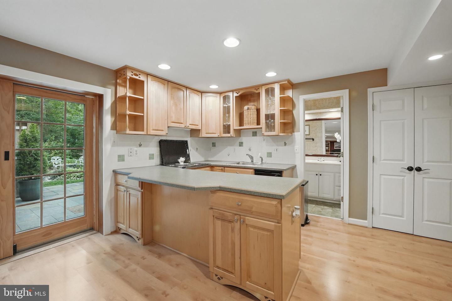 13757 LAUREL ROCK DR, CLIFTON, Virginia 20124, 5 Bedrooms Bedrooms, ,3 BathroomsBathrooms,Residential,For sale,13757 LAUREL ROCK DR,VAFX2238748 MLS # VAFX2238748