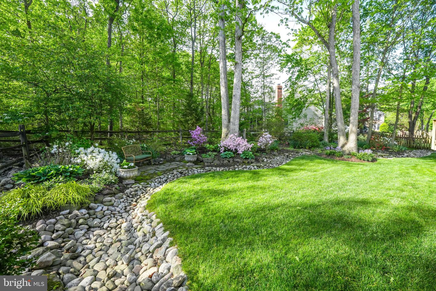 13757 LAUREL ROCK DR, CLIFTON, Virginia 20124, 5 Bedrooms Bedrooms, ,3 BathroomsBathrooms,Residential,For sale,13757 LAUREL ROCK DR,VAFX2238748 MLS # VAFX2238748