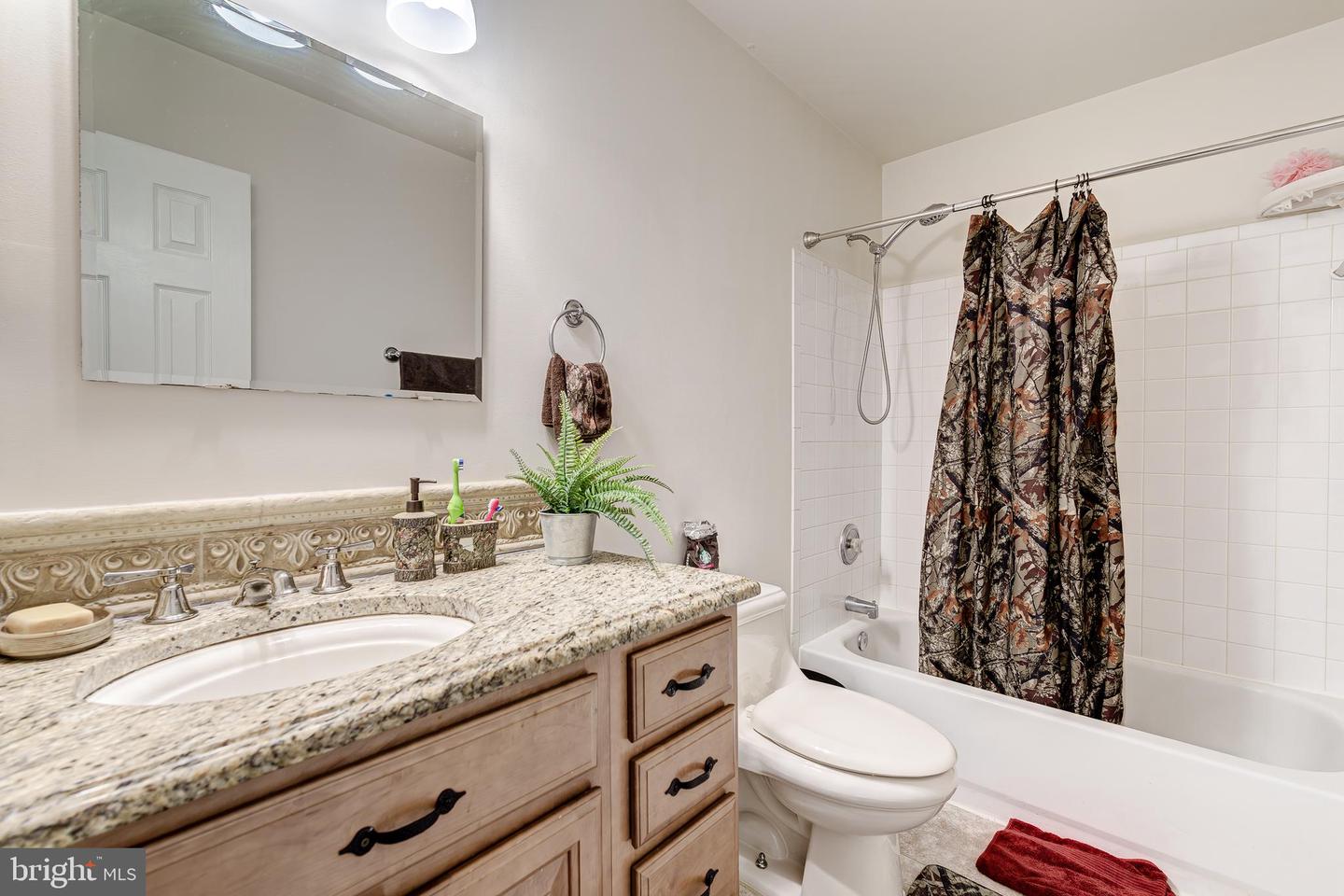 12740 BOMBAY WAY, WOODBRIDGE, Virginia 22192, 4 Bedrooms Bedrooms, ,3 BathroomsBathrooms,Residential,For sale,12740 BOMBAY WAY,VAPW2094170 MLS # VAPW2094170
