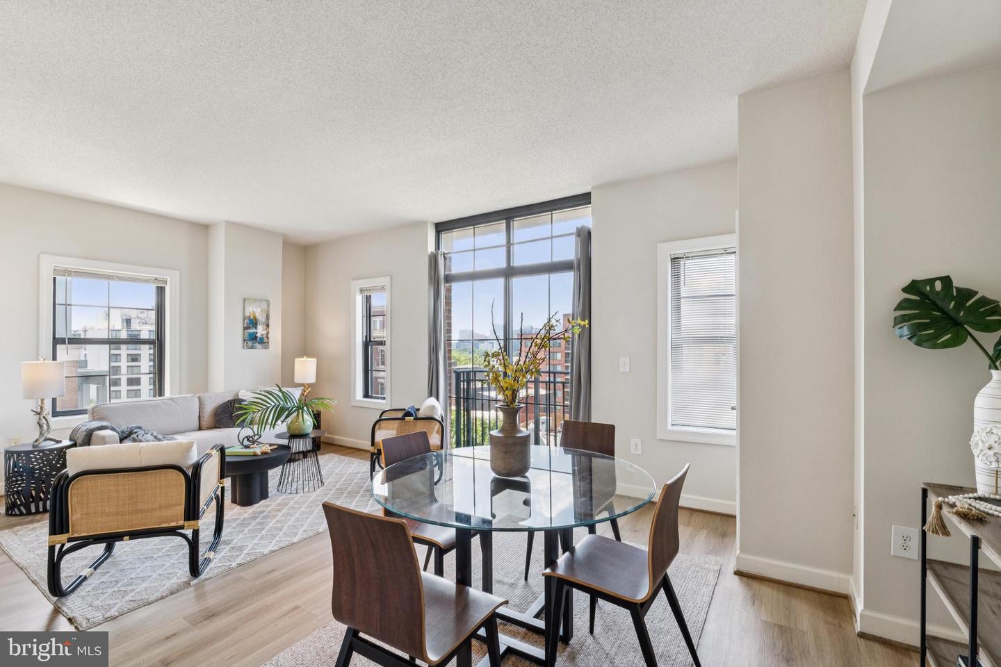 1111 25TH ST NW #821, WASHINGTON, District Of Columbia 20037, 2 Bedrooms Bedrooms, ,2 BathroomsBathrooms,Residential,For sale,1111 25TH ST NW #821,DCDC2200290 MLS # DCDC2200290