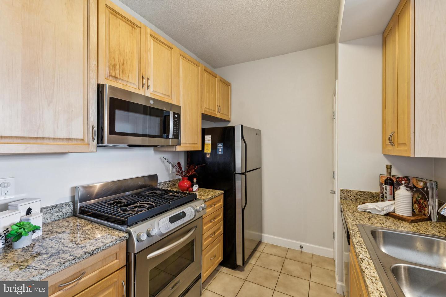 1111 25TH ST NW #821, WASHINGTON, District Of Columbia 20037, 2 Bedrooms Bedrooms, ,2 BathroomsBathrooms,Residential,For sale,1111 25TH ST NW #821,DCDC2200290 MLS # DCDC2200290