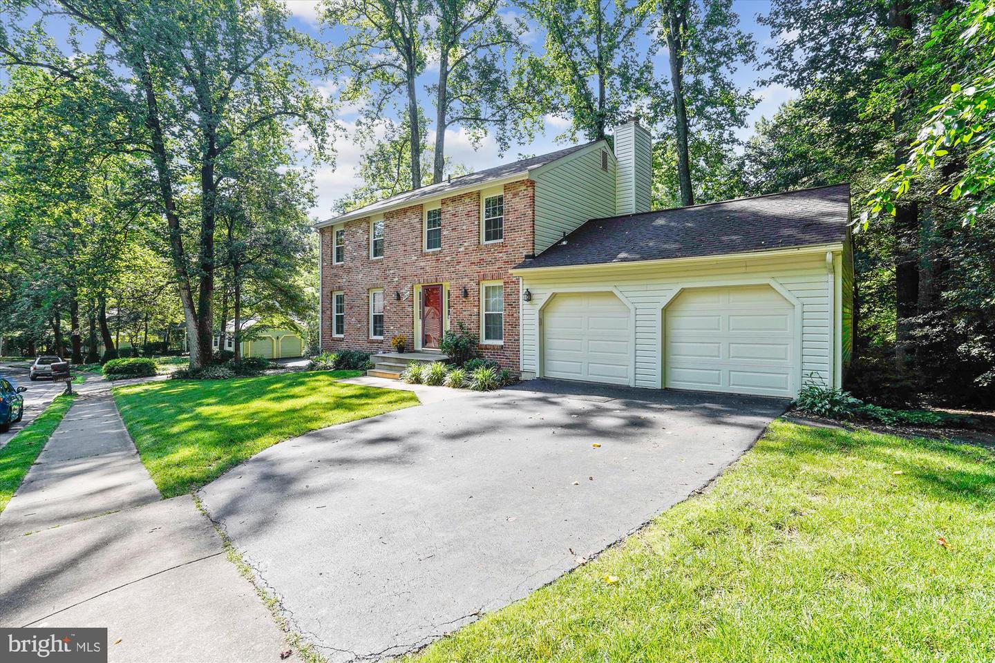 5938 NEW ENGLAND WOODS DR, BURKE, Virginia 22015, 4 Bedrooms Bedrooms, ,2 BathroomsBathrooms,Residential,For sale,5938 NEW ENGLAND WOODS DR,VAFX2240778 MLS # VAFX2240778