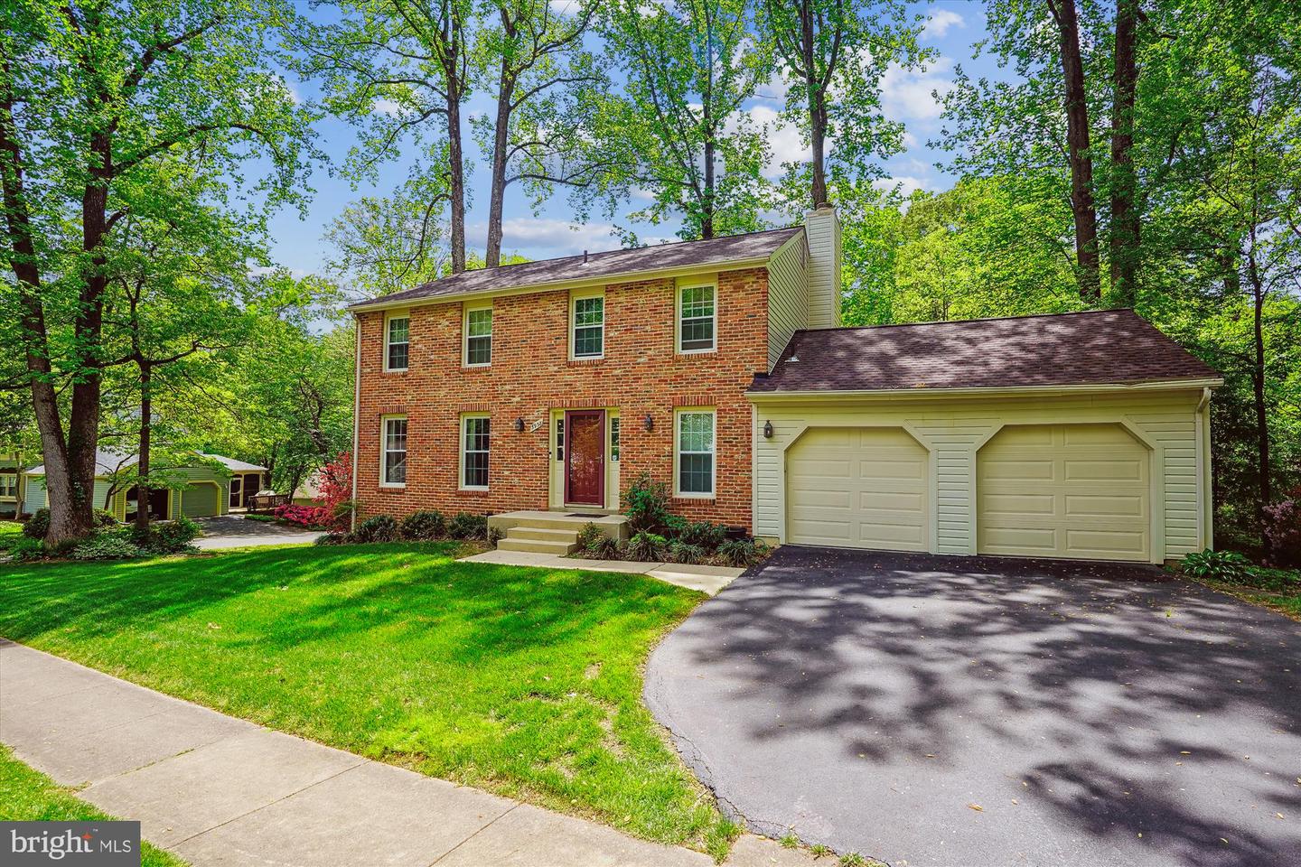 5938 NEW ENGLAND WOODS DR, BURKE, Virginia 22015, 4 Bedrooms Bedrooms, ,2 BathroomsBathrooms,Residential,For sale,5938 NEW ENGLAND WOODS DR,VAFX2240778 MLS # VAFX2240778