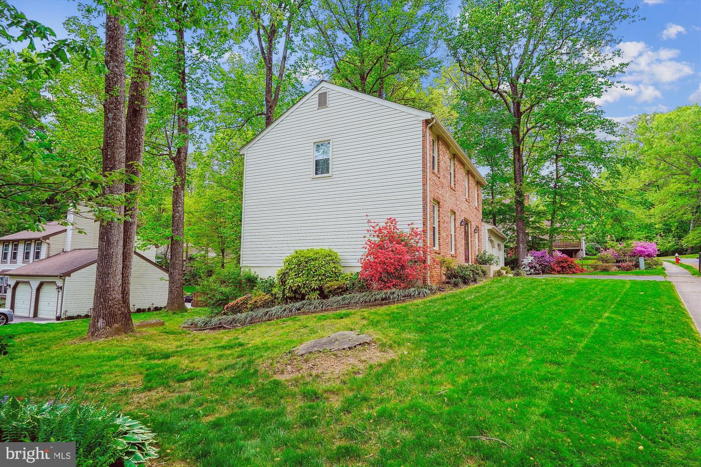 5938 NEW ENGLAND WOODS DR, BURKE, Virginia 22015, 4 Bedrooms Bedrooms, ,2 BathroomsBathrooms,Residential,For sale,5938 NEW ENGLAND WOODS DR,VAFX2240778 MLS # VAFX2240778