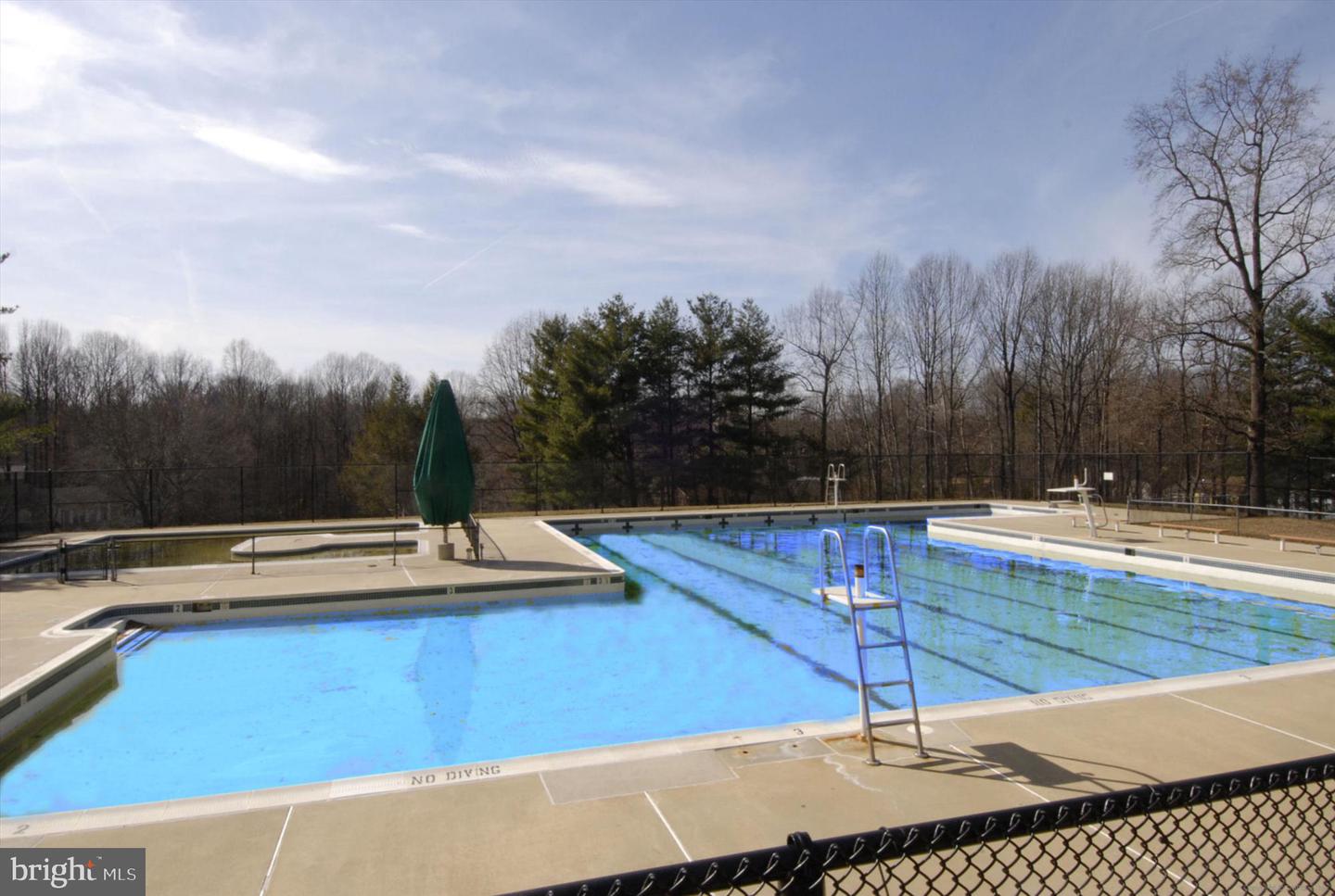 5938 NEW ENGLAND WOODS DR, BURKE, Virginia 22015, 4 Bedrooms Bedrooms, ,2 BathroomsBathrooms,Residential,For sale,5938 NEW ENGLAND WOODS DR,VAFX2240778 MLS # VAFX2240778