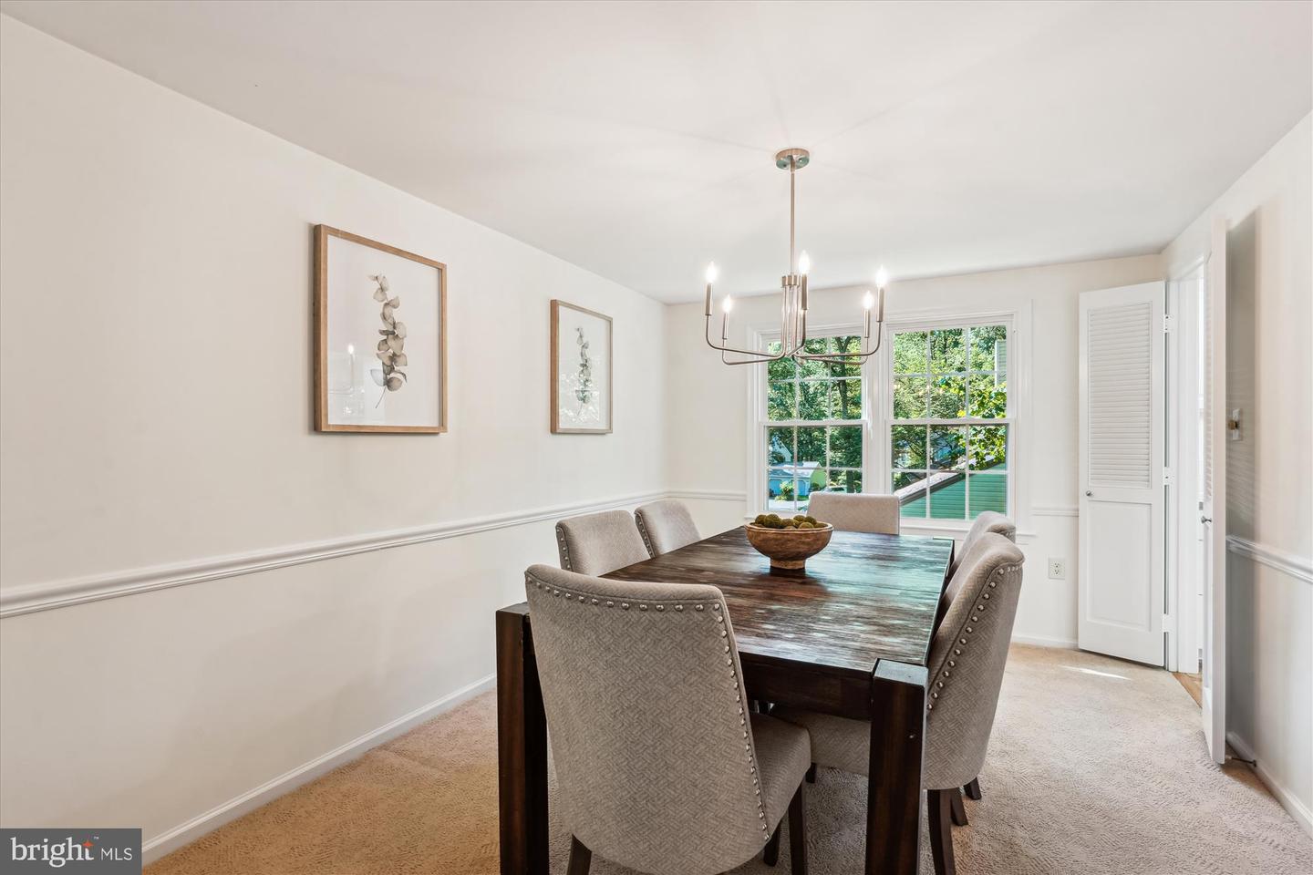5938 NEW ENGLAND WOODS DR, BURKE, Virginia 22015, 4 Bedrooms Bedrooms, ,2 BathroomsBathrooms,Residential,For sale,5938 NEW ENGLAND WOODS DR,VAFX2240778 MLS # VAFX2240778