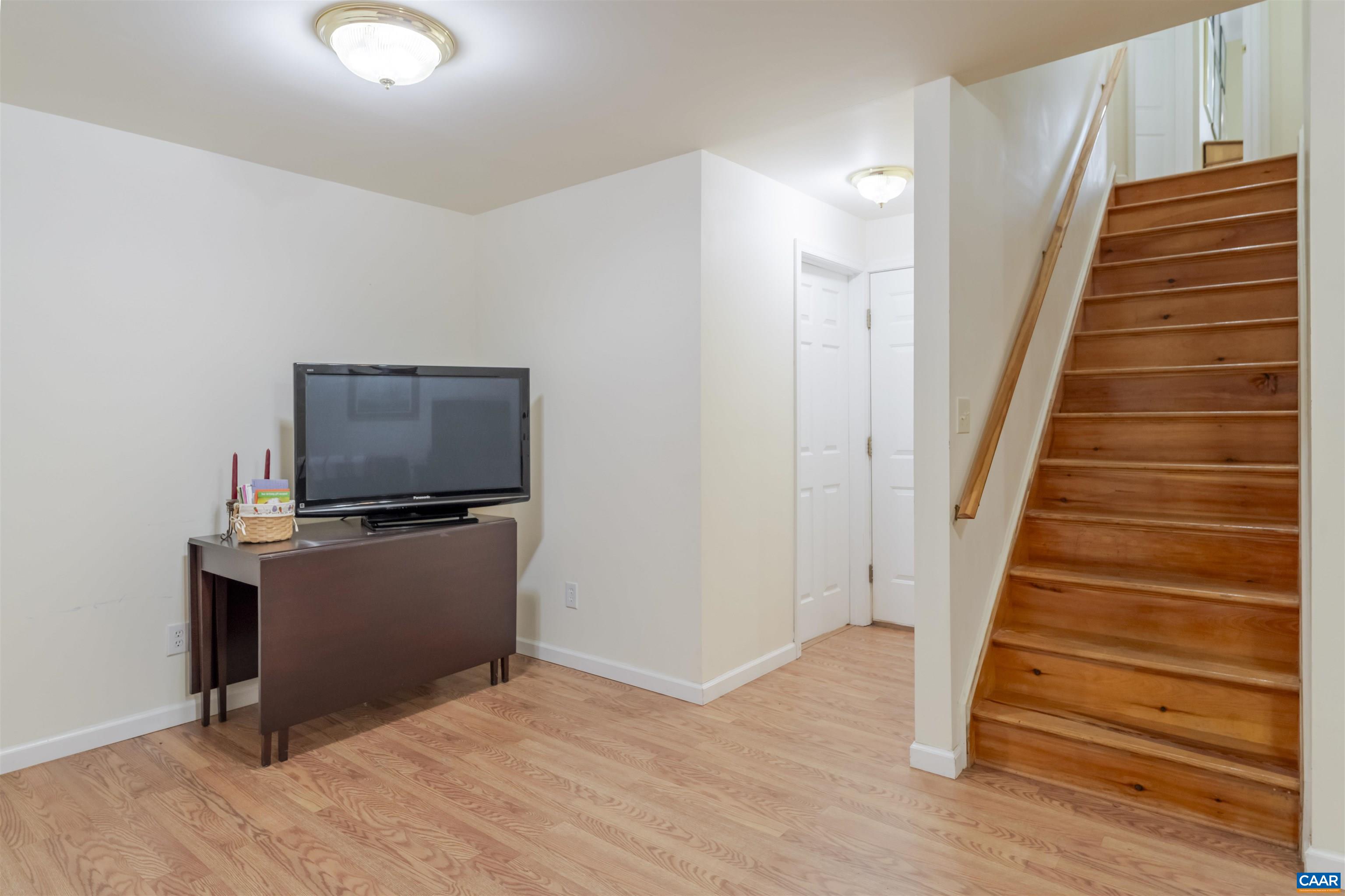 5031 CLEARFIELDS CT, CROZET, Virginia 22932, 4 Bedrooms Bedrooms, ,2 BathroomsBathrooms,Residential,5031 CLEARFIELDS CT,666271 MLS # 666271