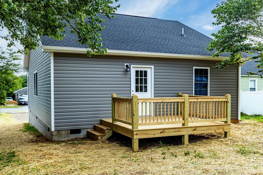 2149 CORTLAND ST, WAYNESBORO, Virginia 22980, 3 Bedrooms Bedrooms, ,2 BathroomsBathrooms,Residential,2149 CORTLAND ST,666272 MLS # 666272