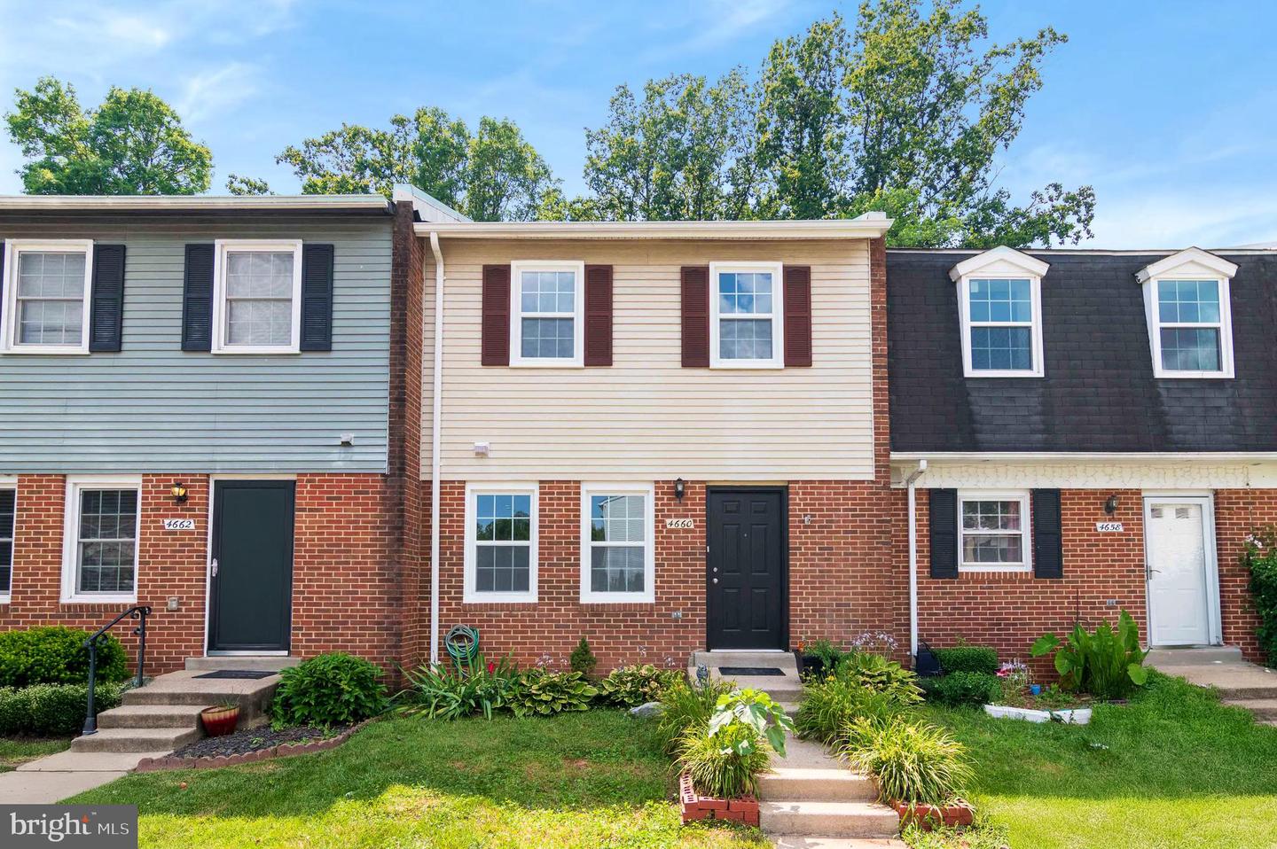 4660 CHARLTON CT, WOODBRIDGE, Virginia 22193, 3 Bedrooms Bedrooms, ,1 BathroomBathrooms,Residential,For sale,4660 CHARLTON CT,VAPW2094680 MLS # VAPW2094680