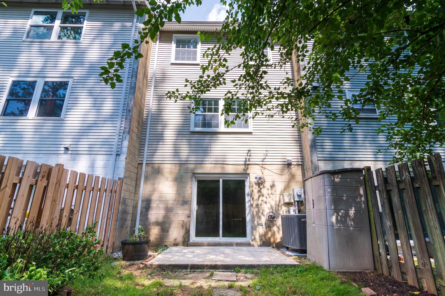 4660 CHARLTON CT, WOODBRIDGE, Virginia 22193, 3 Bedrooms Bedrooms, ,1 BathroomBathrooms,Residential,For sale,4660 CHARLTON CT,VAPW2094680 MLS # VAPW2094680