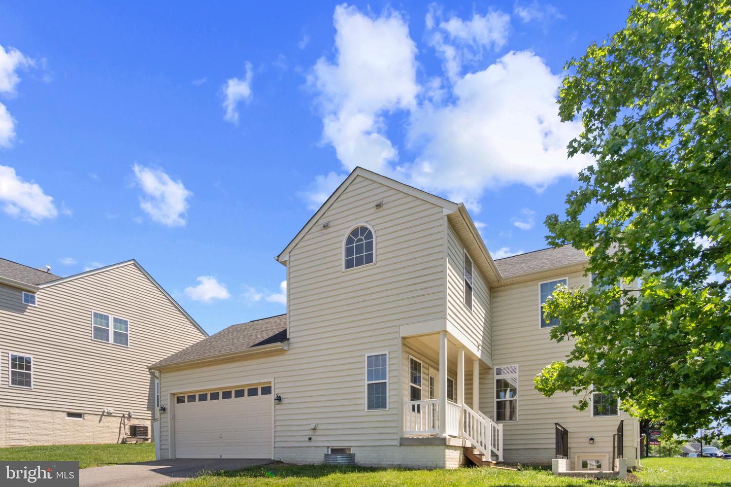 16874 REEF KNOT WAY, WOODBRIDGE, Virginia 22191, 4 Bedrooms Bedrooms, ,2 BathroomsBathrooms,Residential,For sale,16874 REEF KNOT WAY,VAPW2094948 MLS # VAPW2094948