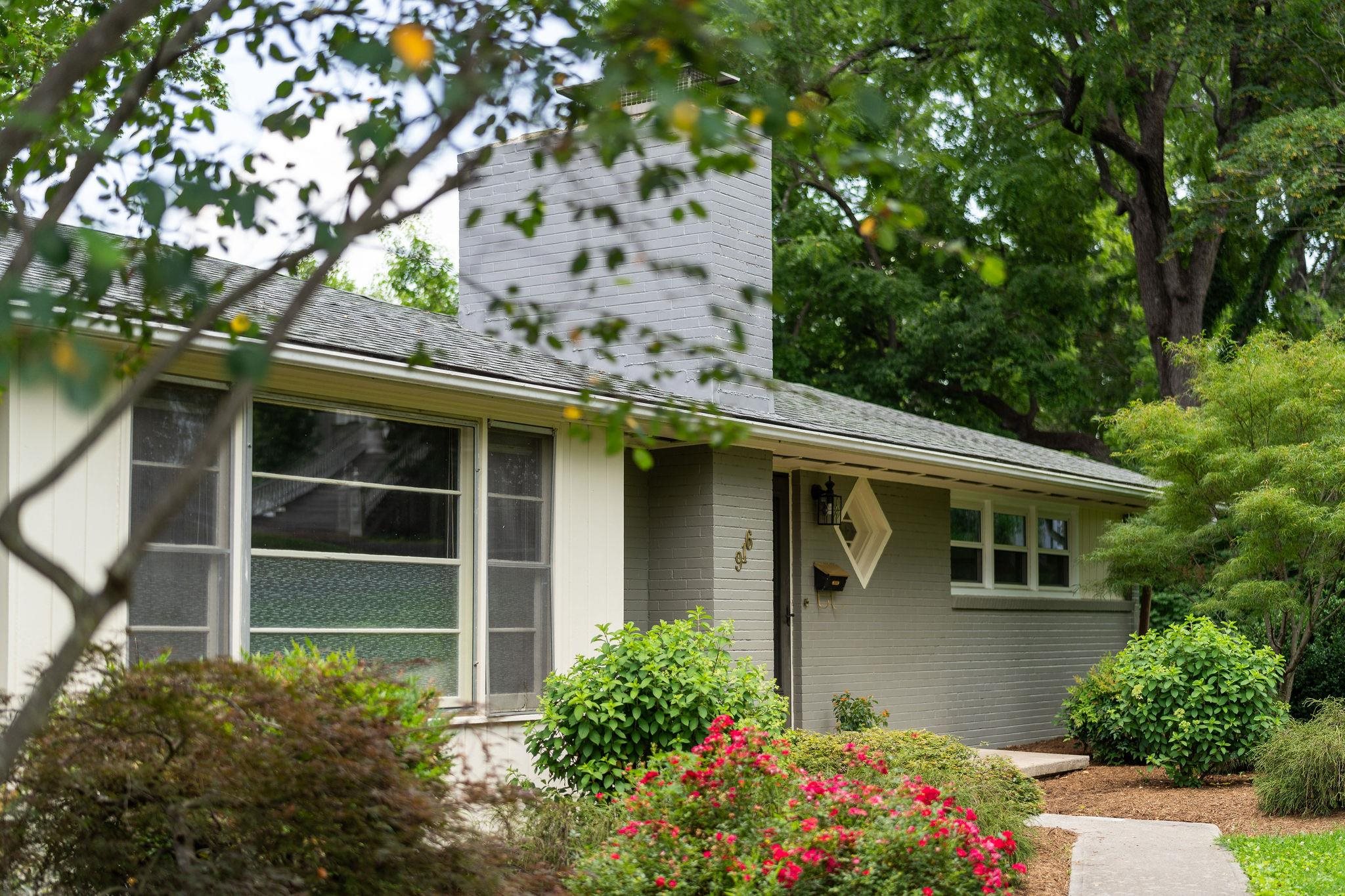 916 SELMA BLVD, STAUNTON, Virginia 24401, 3 Bedrooms Bedrooms, ,2 BathroomsBathrooms,Residential,916 SELMA BLVD,666275 MLS # 666275