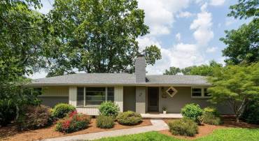 916 SELMA BLVD, STAUNTON, Virginia 24401, 3 Bedrooms Bedrooms, ,2 BathroomsBathrooms,Residential,916 SELMA BLVD,666275 MLS # 666275