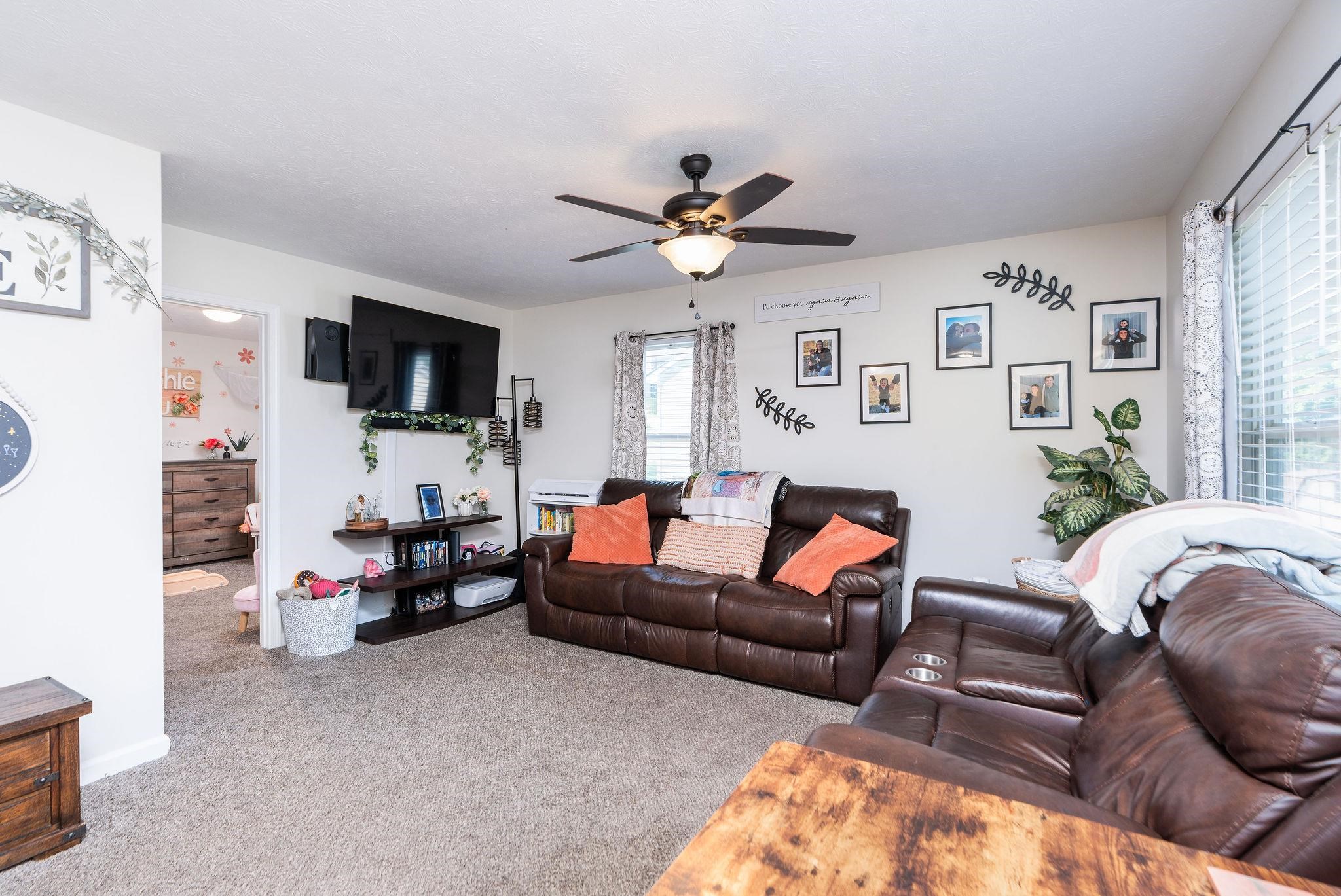 1404 PEACH ST, WAYNESBORO, Virginia 22980, 2 Bedrooms Bedrooms, ,1 BathroomBathrooms,Residential,1404 PEACH ST,666276 MLS # 666276