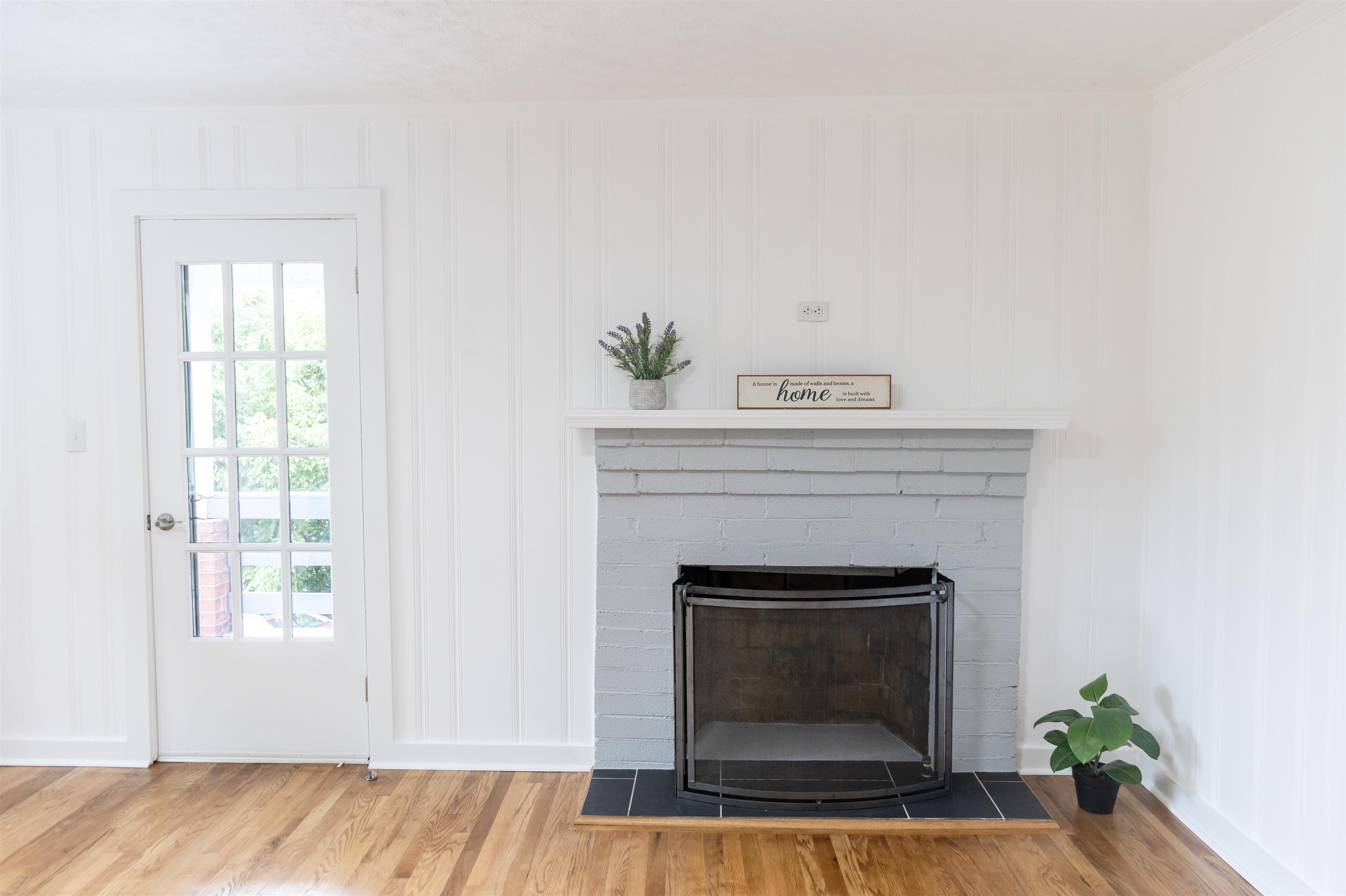 164 E 28TH ST, BUENA VISTA, Virginia 24416, 4 Bedrooms Bedrooms, ,2 BathroomsBathrooms,Residential,164 E 28TH ST,666279 MLS # 666279