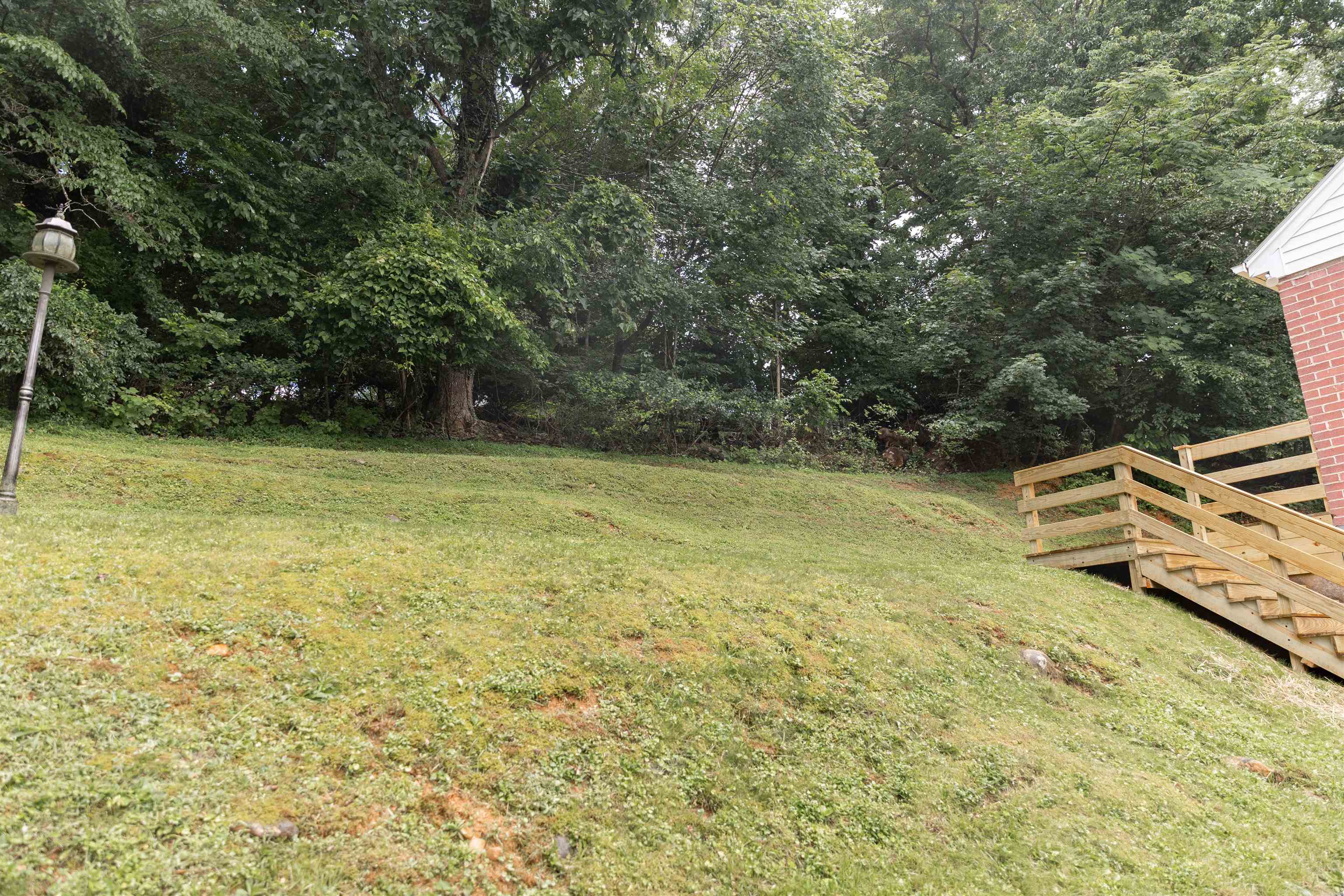 164 E 28TH ST, BUENA VISTA, Virginia 24416, 4 Bedrooms Bedrooms, ,2 BathroomsBathrooms,Residential,164 E 28TH ST,666279 MLS # 666279