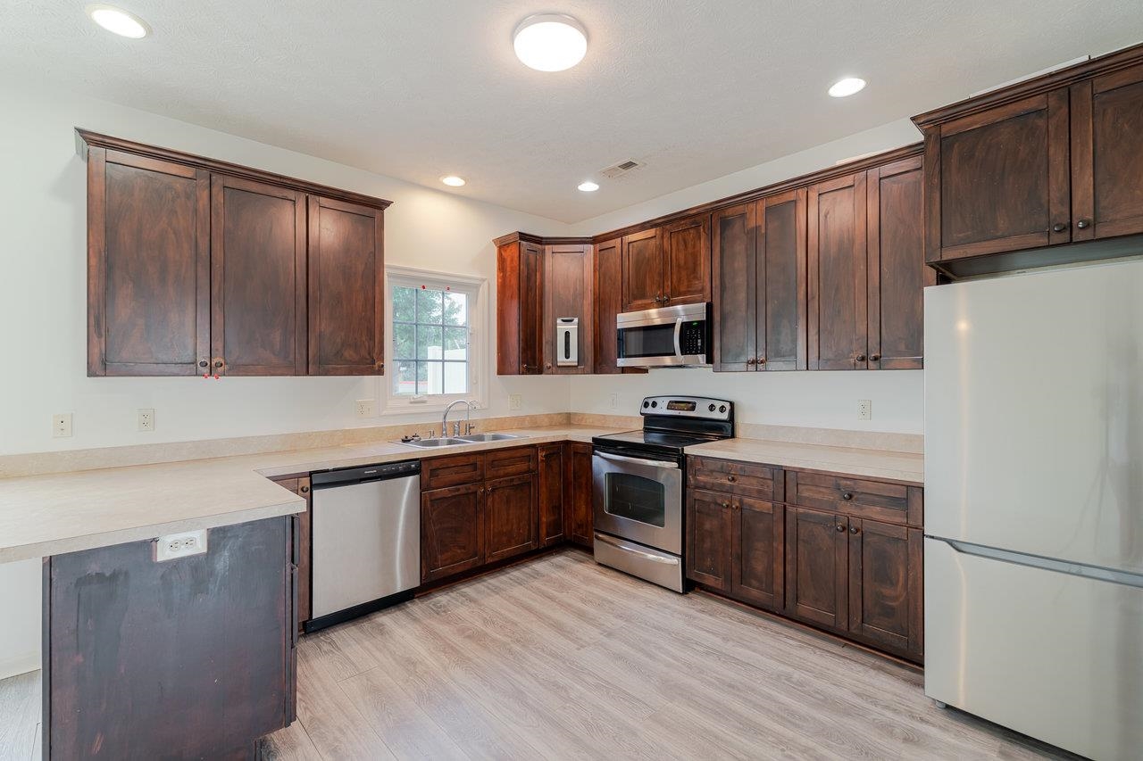 1086 CHERRYBROOK DR, HARRISONBURG, Virginia 22802, 3 Bedrooms Bedrooms, ,2 BathroomsBathrooms,Residential,1086 CHERRYBROOK DR,666286 MLS # 666286