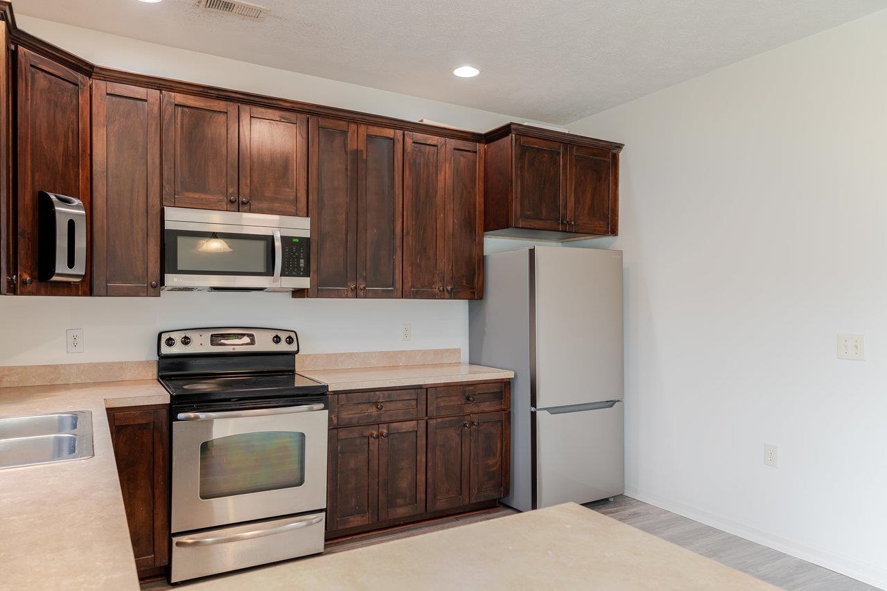 1086 CHERRYBROOK DR, HARRISONBURG, Virginia 22802, 3 Bedrooms Bedrooms, ,2 BathroomsBathrooms,Residential,1086 CHERRYBROOK DR,666286 MLS # 666286