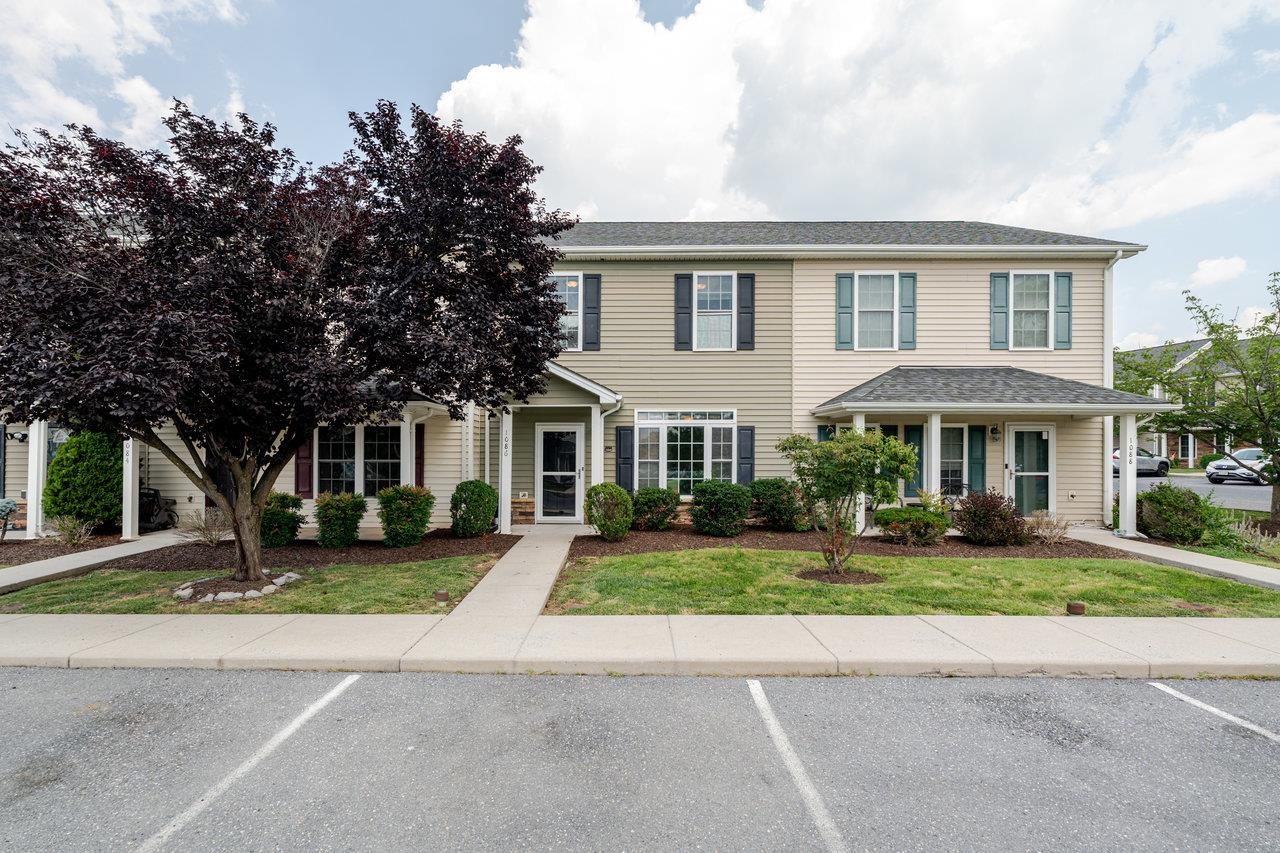 1086 CHERRYBROOK DR, HARRISONBURG, Virginia 22802, 3 Bedrooms Bedrooms, ,2 BathroomsBathrooms,Residential,1086 CHERRYBROOK DR,666286 MLS # 666286