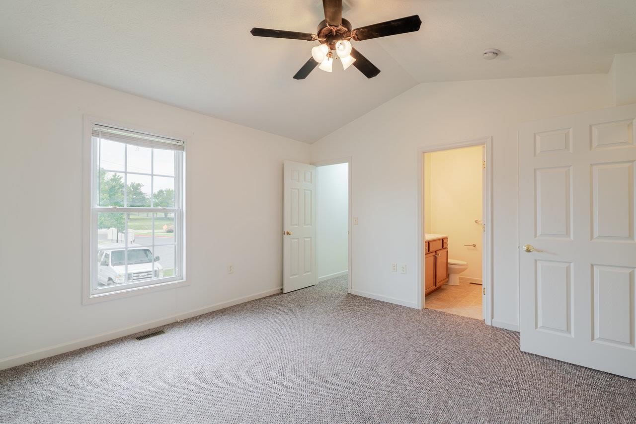 1086 CHERRYBROOK DR, HARRISONBURG, Virginia 22802, 3 Bedrooms Bedrooms, ,2 BathroomsBathrooms,Residential,1086 CHERRYBROOK DR,666286 MLS # 666286