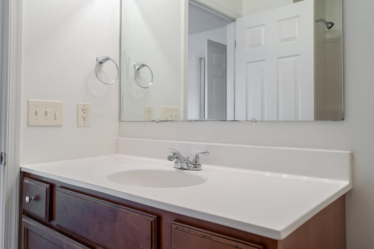 1086 CHERRYBROOK DR, HARRISONBURG, Virginia 22802, 3 Bedrooms Bedrooms, ,2 BathroomsBathrooms,Residential,1086 CHERRYBROOK DR,666286 MLS # 666286