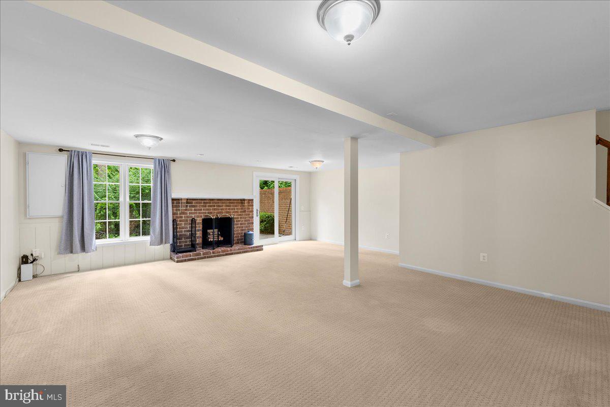 4516 4TH RD N, ARLINGTON, Virginia 22203, 3 Bedrooms Bedrooms, ,3 BathroomsBathrooms,Residential,For sale,4516 4TH RD N,VAAR2057496 MLS # VAAR2057496