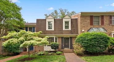 4516 4TH RD N, ARLINGTON, Virginia 22203, 3 Bedrooms Bedrooms, ,3 BathroomsBathrooms,Residential,For sale,4516 4TH RD N,VAAR2057496 MLS # VAAR2057496