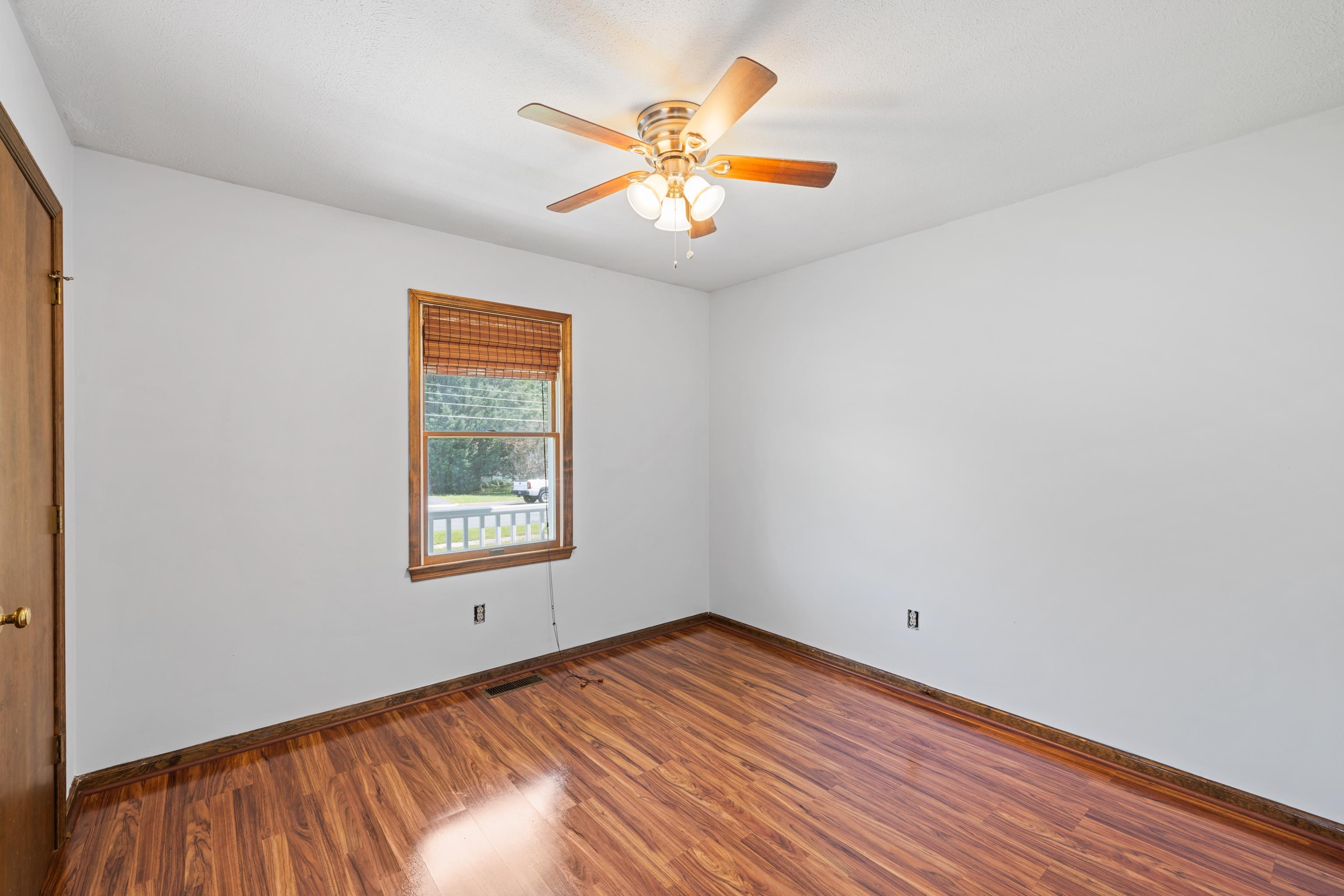 57 GREENBRIAR LN, STUARTS DRAFT, Virginia 24477, 3 Bedrooms Bedrooms, ,2 BathroomsBathrooms,Residential,57 GREENBRIAR LN,666288 MLS # 666288