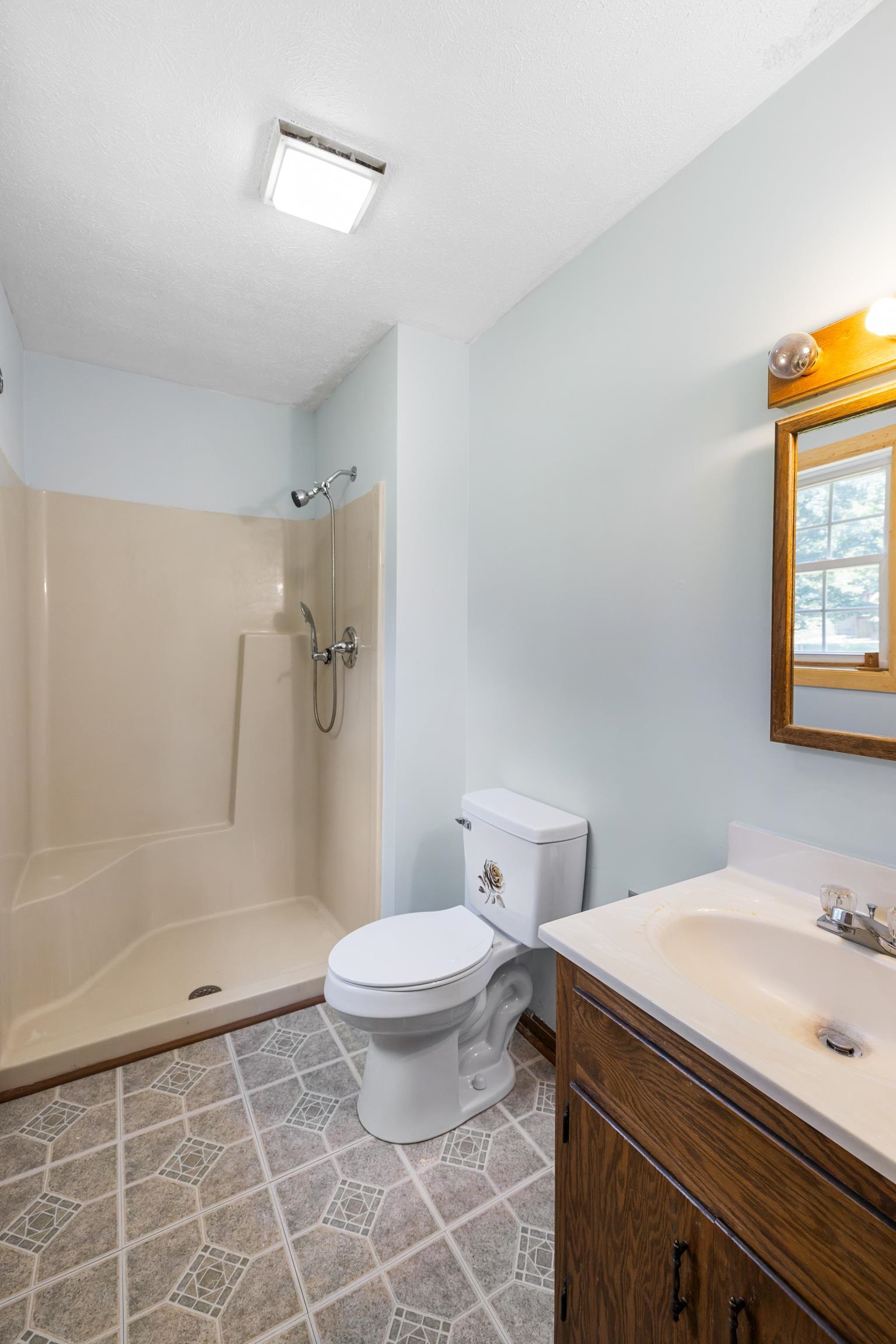 57 GREENBRIAR LN, STUARTS DRAFT, Virginia 24477, 3 Bedrooms Bedrooms, ,2 BathroomsBathrooms,Residential,57 GREENBRIAR LN,666288 MLS # 666288