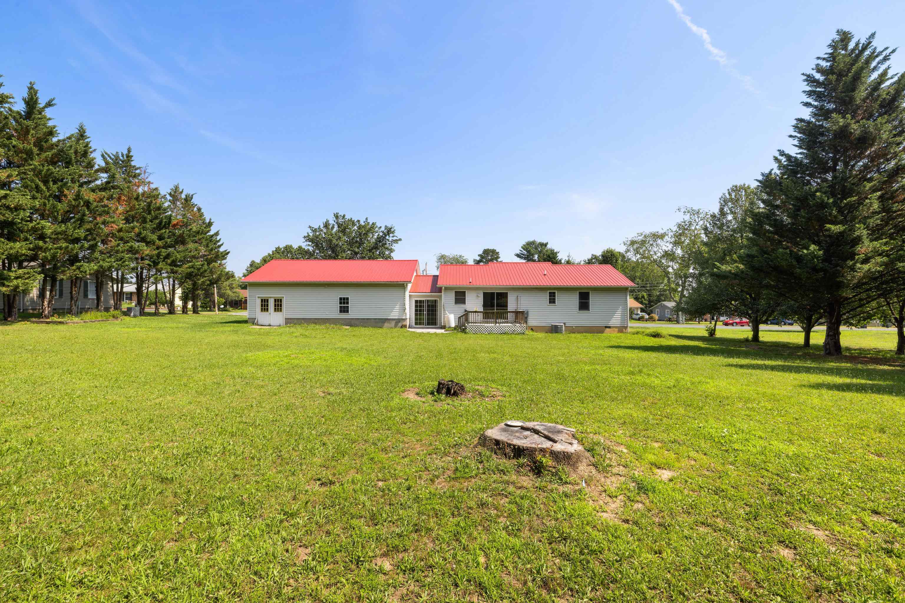 57 GREENBRIAR LN, STUARTS DRAFT, Virginia 24477, 3 Bedrooms Bedrooms, ,2 BathroomsBathrooms,Residential,57 GREENBRIAR LN,666288 MLS # 666288