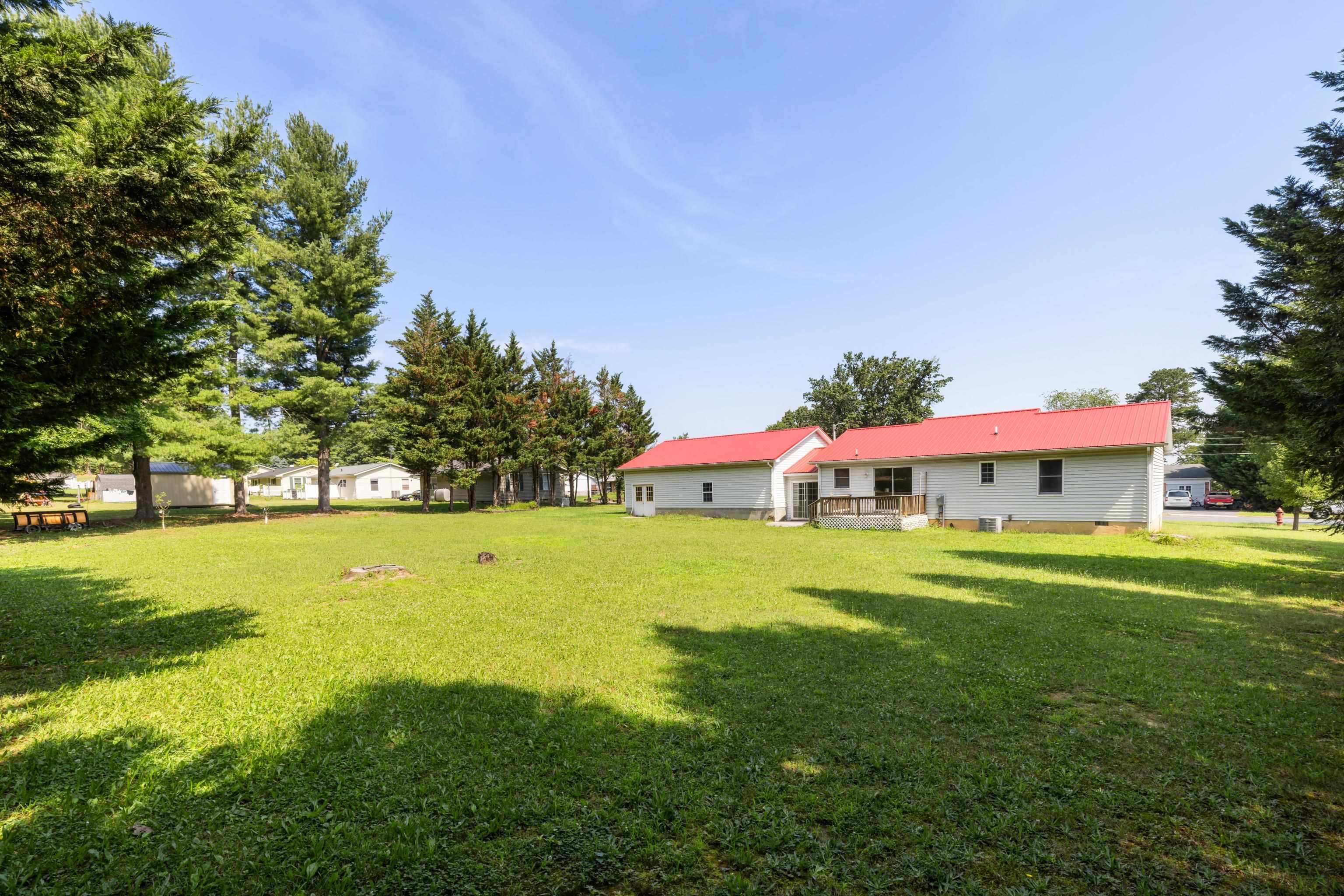 57 GREENBRIAR LN, STUARTS DRAFT, Virginia 24477, 3 Bedrooms Bedrooms, ,2 BathroomsBathrooms,Residential,57 GREENBRIAR LN,666288 MLS # 666288