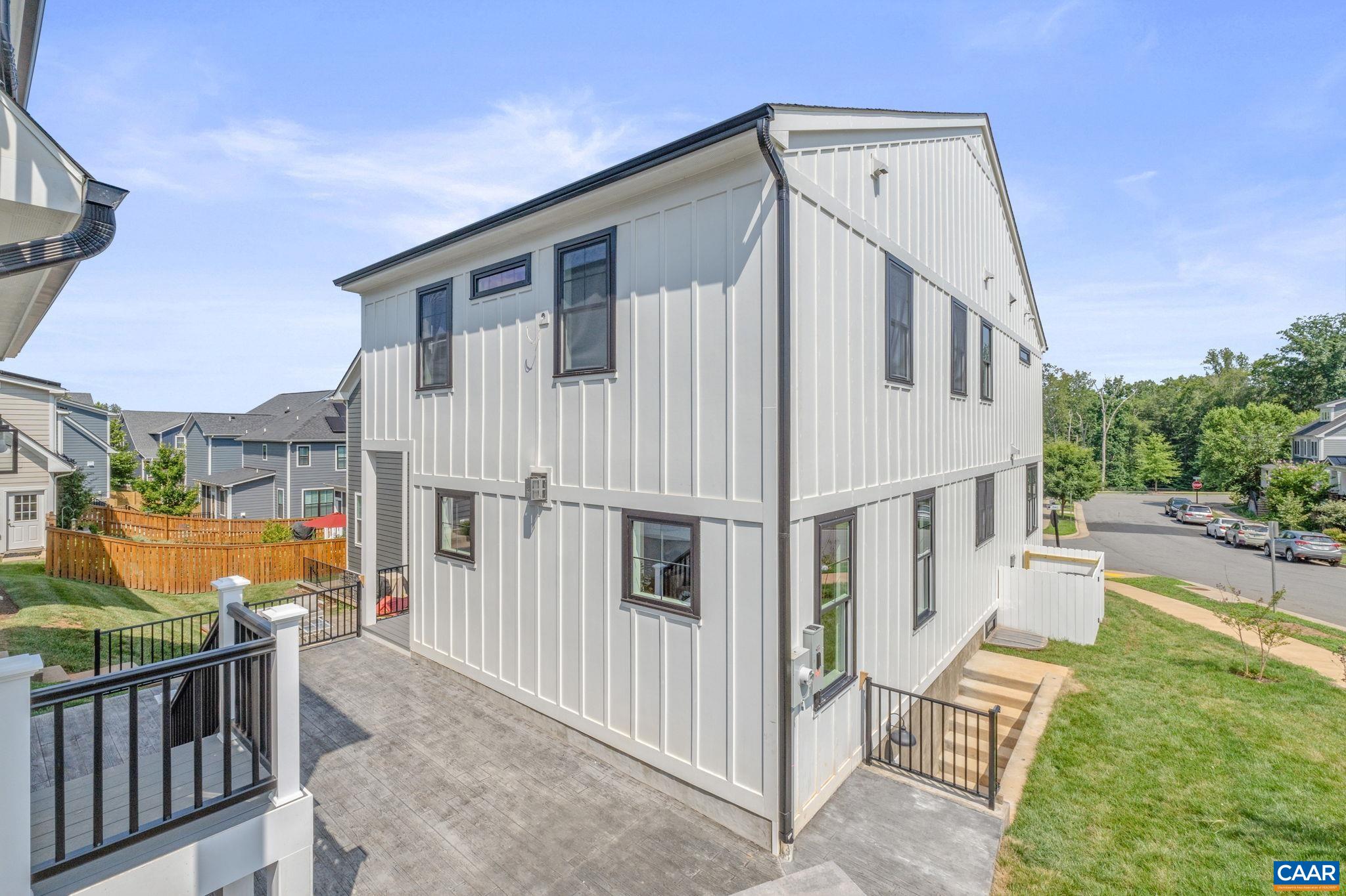1603 GRIFFEN GROVE, CHARLOTTESVILLE, Virginia 22901, 5 Bedrooms Bedrooms, ,4 BathroomsBathrooms,Residential,1603 GRIFFEN GROVE,666289 MLS # 666289