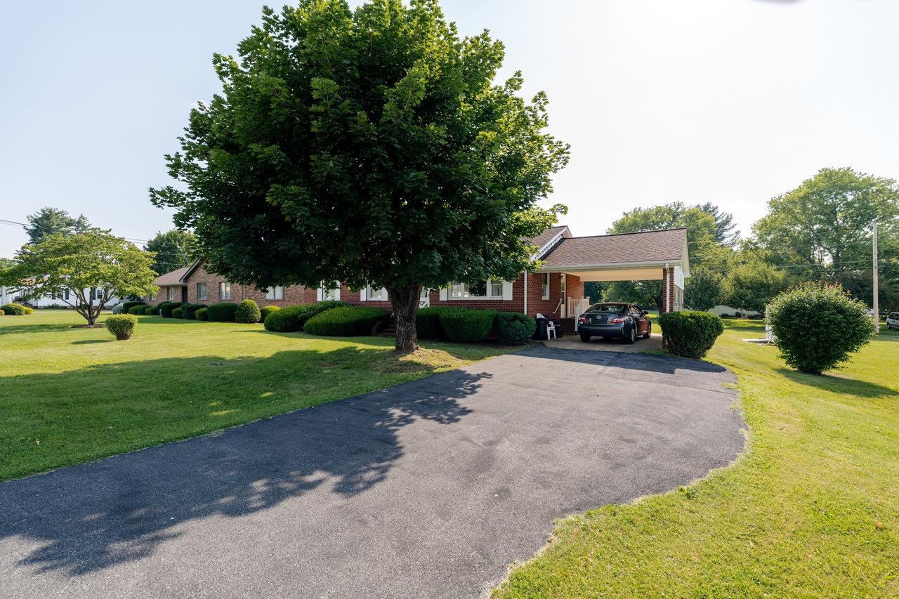 205 LEWIS AVE, ELKTON, Virginia 22827, 3 Bedrooms Bedrooms, ,1 BathroomBathrooms,Residential,205 LEWIS AVE,666293 MLS # 666293
