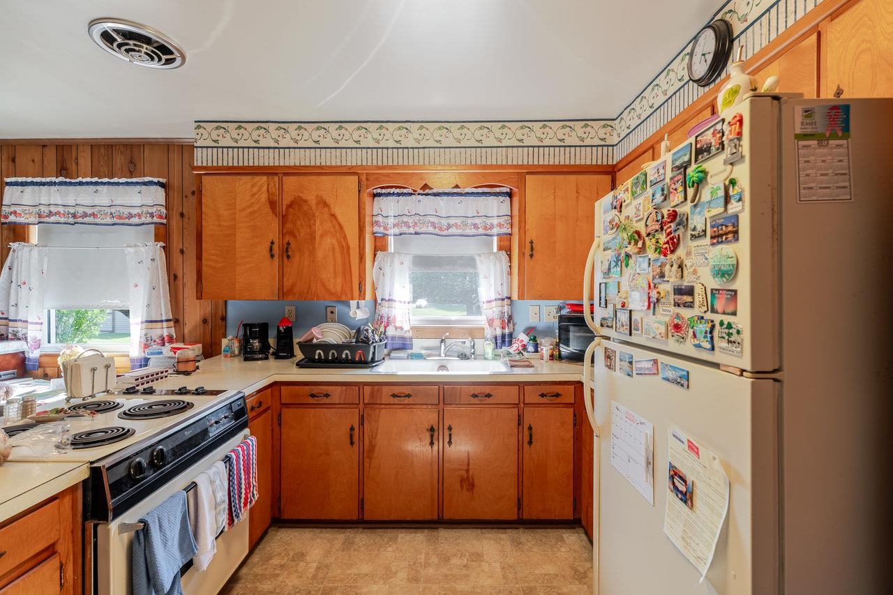 205 LEWIS AVE, ELKTON, Virginia 22827, 3 Bedrooms Bedrooms, ,1 BathroomBathrooms,Residential,205 LEWIS AVE,666293 MLS # 666293