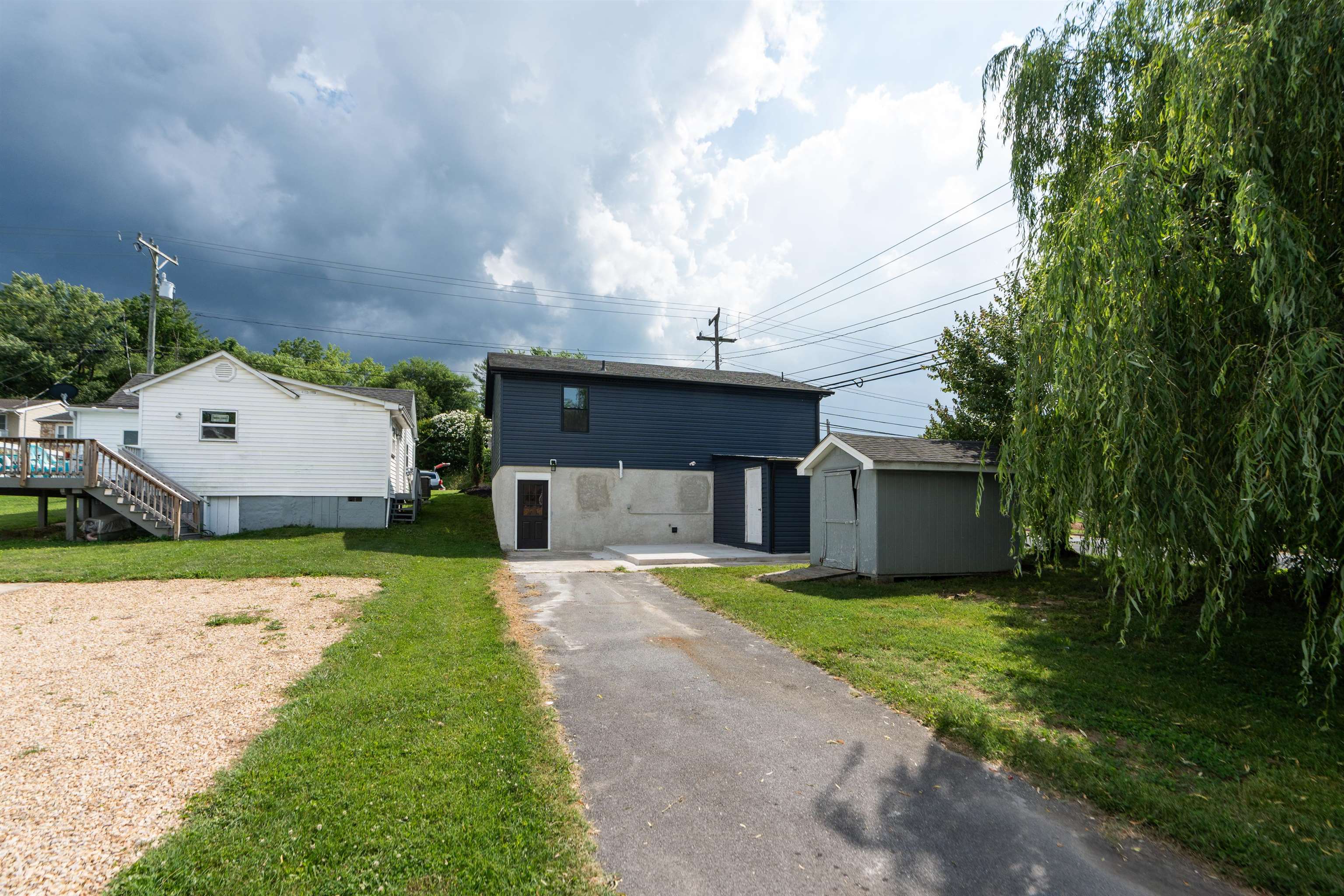 1401 B ST, WAYNESBORO, Virginia 22980, 4 Bedrooms Bedrooms, ,2 BathroomsBathrooms,Residential,1401 B ST,666295 MLS # 666295