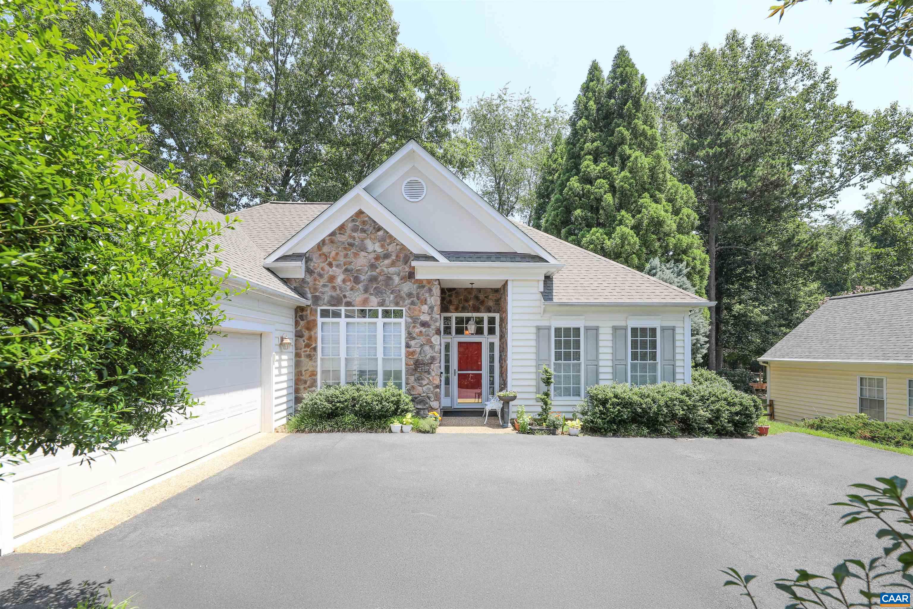 515 BROADLEAF WAY, CHARLOTTESVILLE, Virginia 22911, 3 Bedrooms Bedrooms, ,2 BathroomsBathrooms,Residential,515 BROADLEAF WAY,666297 MLS # 666297