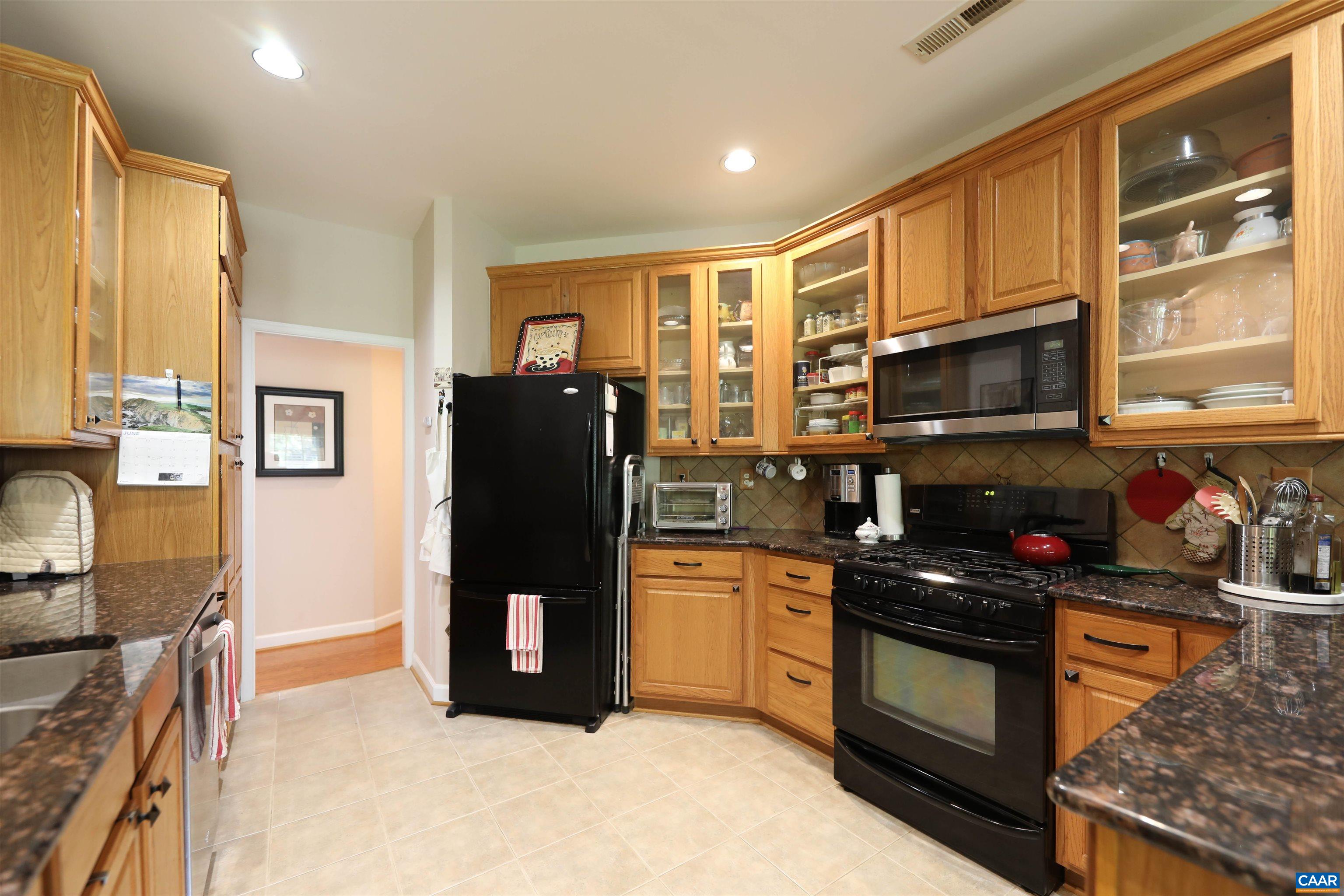 515 BROADLEAF WAY, CHARLOTTESVILLE, Virginia 22911, 3 Bedrooms Bedrooms, ,2 BathroomsBathrooms,Residential,515 BROADLEAF WAY,666297 MLS # 666297