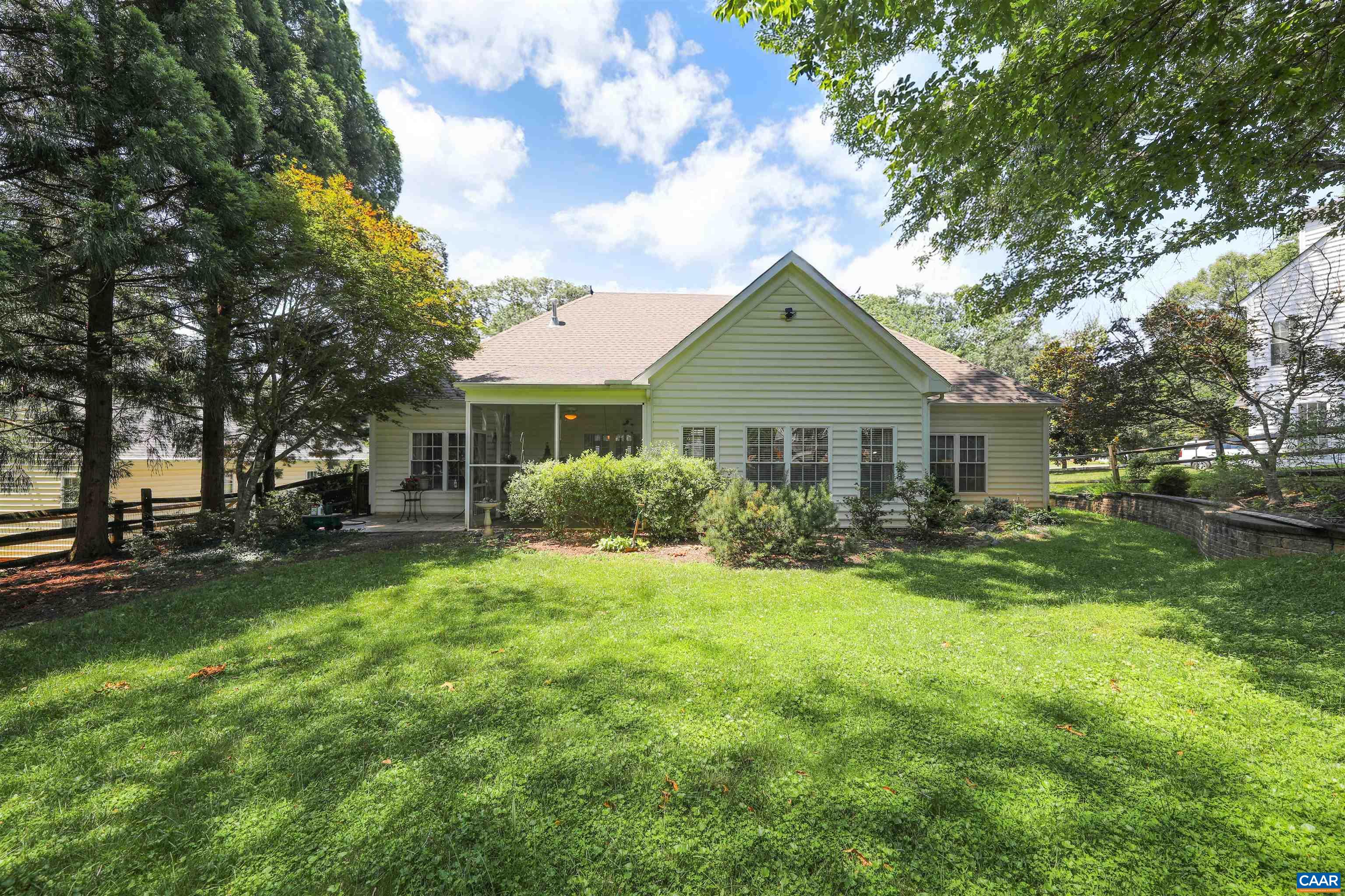 515 BROADLEAF WAY, CHARLOTTESVILLE, Virginia 22911, 3 Bedrooms Bedrooms, ,2 BathroomsBathrooms,Residential,515 BROADLEAF WAY,666297 MLS # 666297