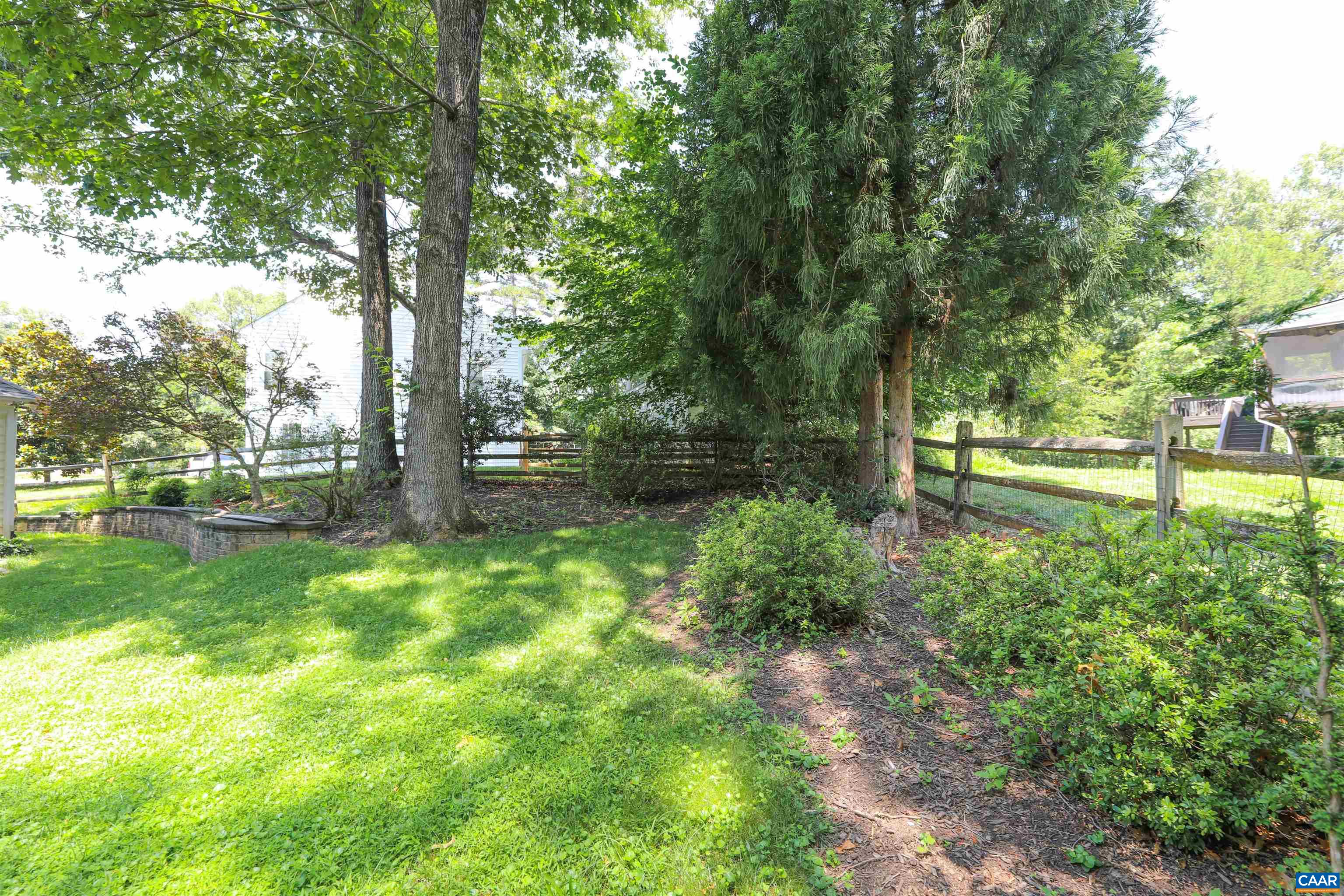 515 BROADLEAF WAY, CHARLOTTESVILLE, Virginia 22911, 3 Bedrooms Bedrooms, ,2 BathroomsBathrooms,Residential,515 BROADLEAF WAY,666297 MLS # 666297
