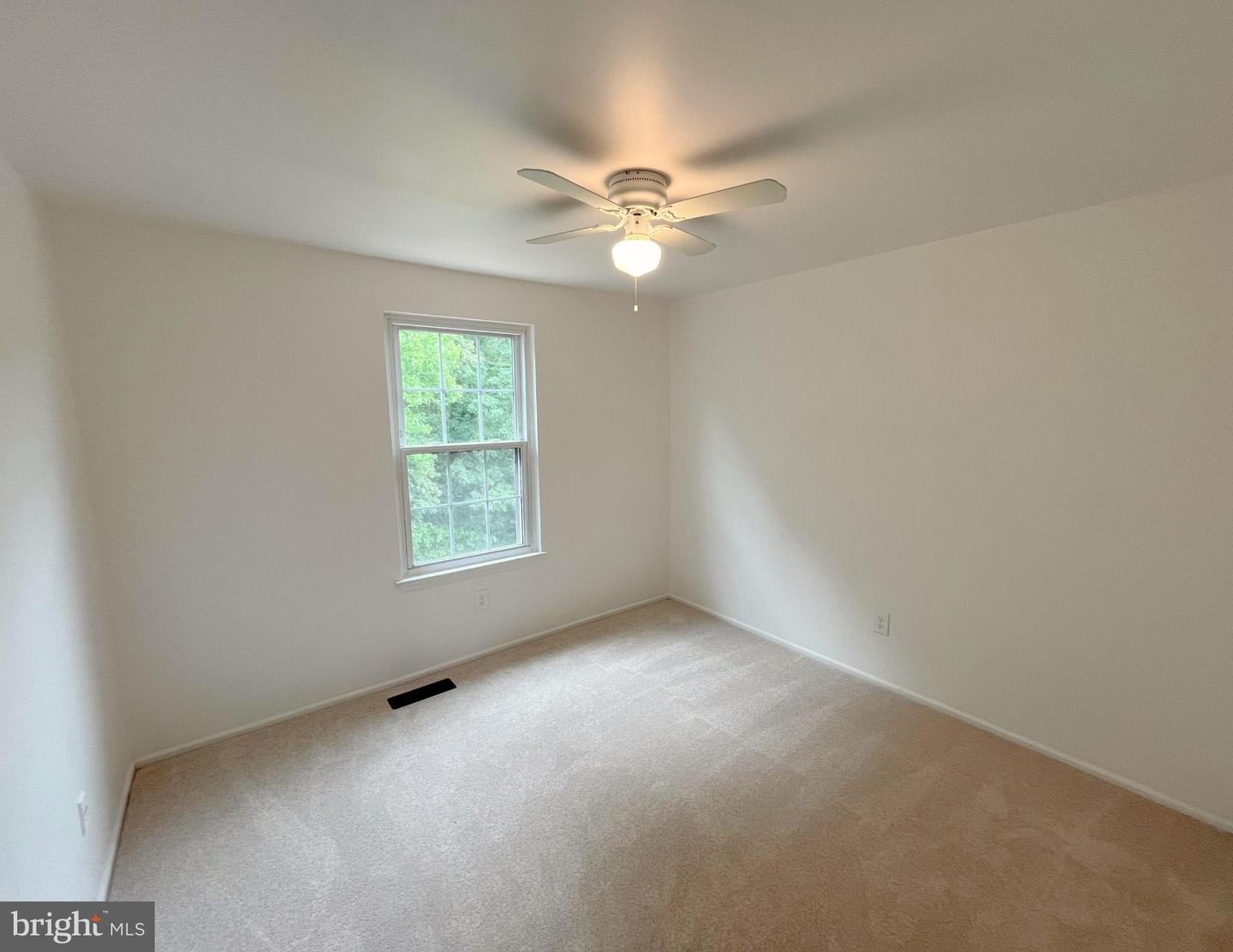 7657 SHEFFIELD VILLAGE LN, LORTON, Virginia 22079, 3 Bedrooms Bedrooms, ,2 BathroomsBathrooms,Residential,For sale,7657 SHEFFIELD VILLAGE LN,VAFX2243612 MLS # VAFX2243612