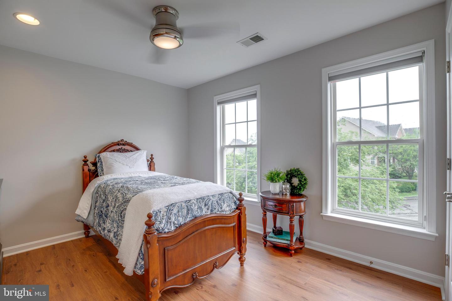 14824 CARTAGENA DR, GAINESVILLE, Virginia 20155, 5 Bedrooms Bedrooms, ,4 BathroomsBathrooms,Residential,For sale,14824 CARTAGENA DR,VAPW2095838 MLS # VAPW2095838